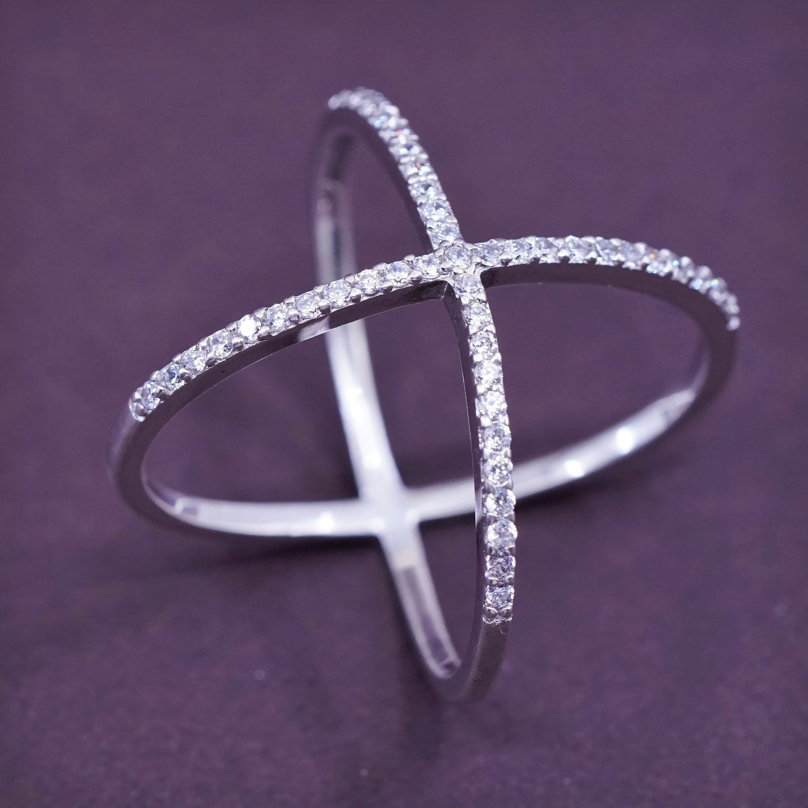 Size 7.25, vintage Sterling silver handmade ring, 925 cross band with cz