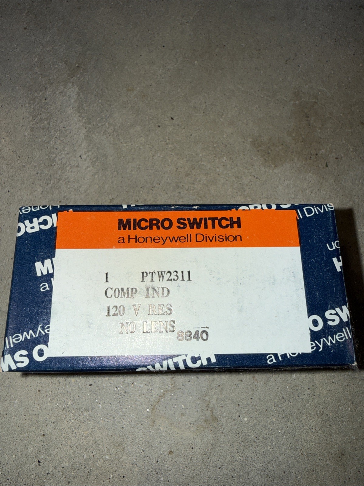Microswitch Honeywell PTW2311 Pilot Light 120v No Lens New Old Stock