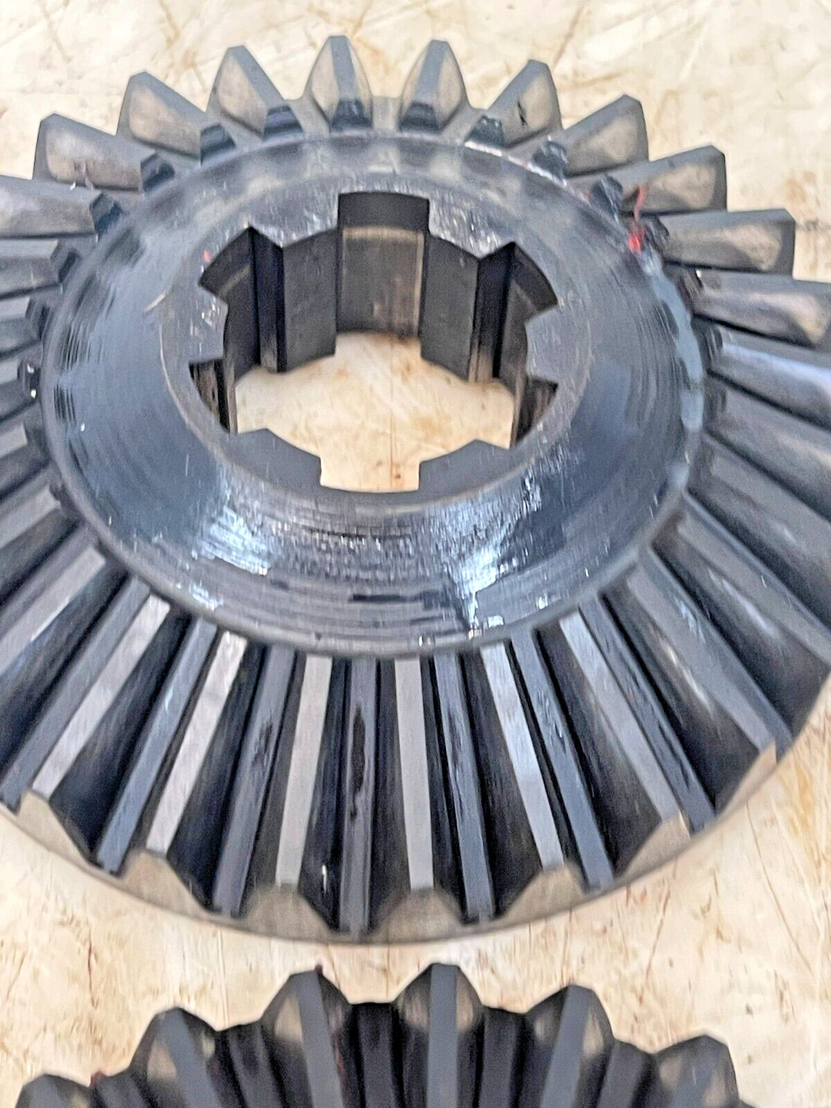 International IH 2504 Tractor Differential Spider Bevel Gears