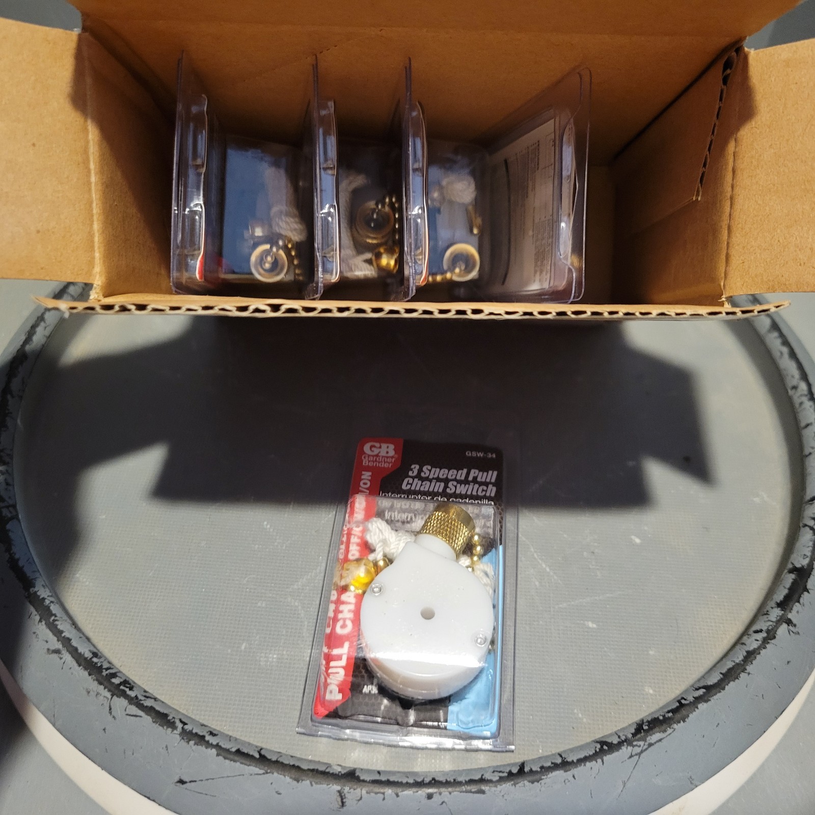 Box of 5 Gardner Bender 3 Speed Pull Chain Switch, OFF/ON/ON/ON, SPTT, GSW-34