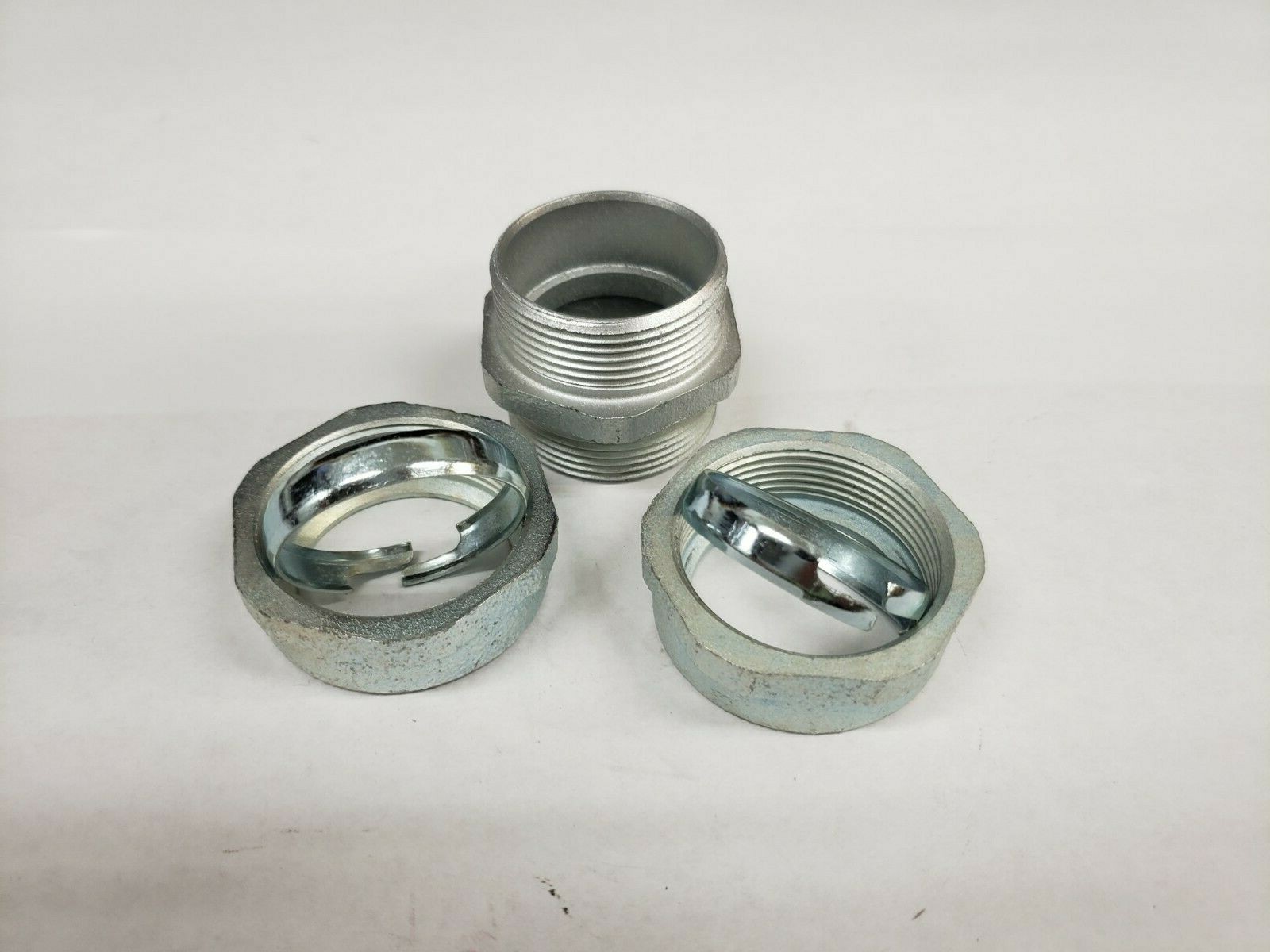 Qty/3 Eaton Cooper Crouse-Hinds CPR23 Compression Type Coupling 1"