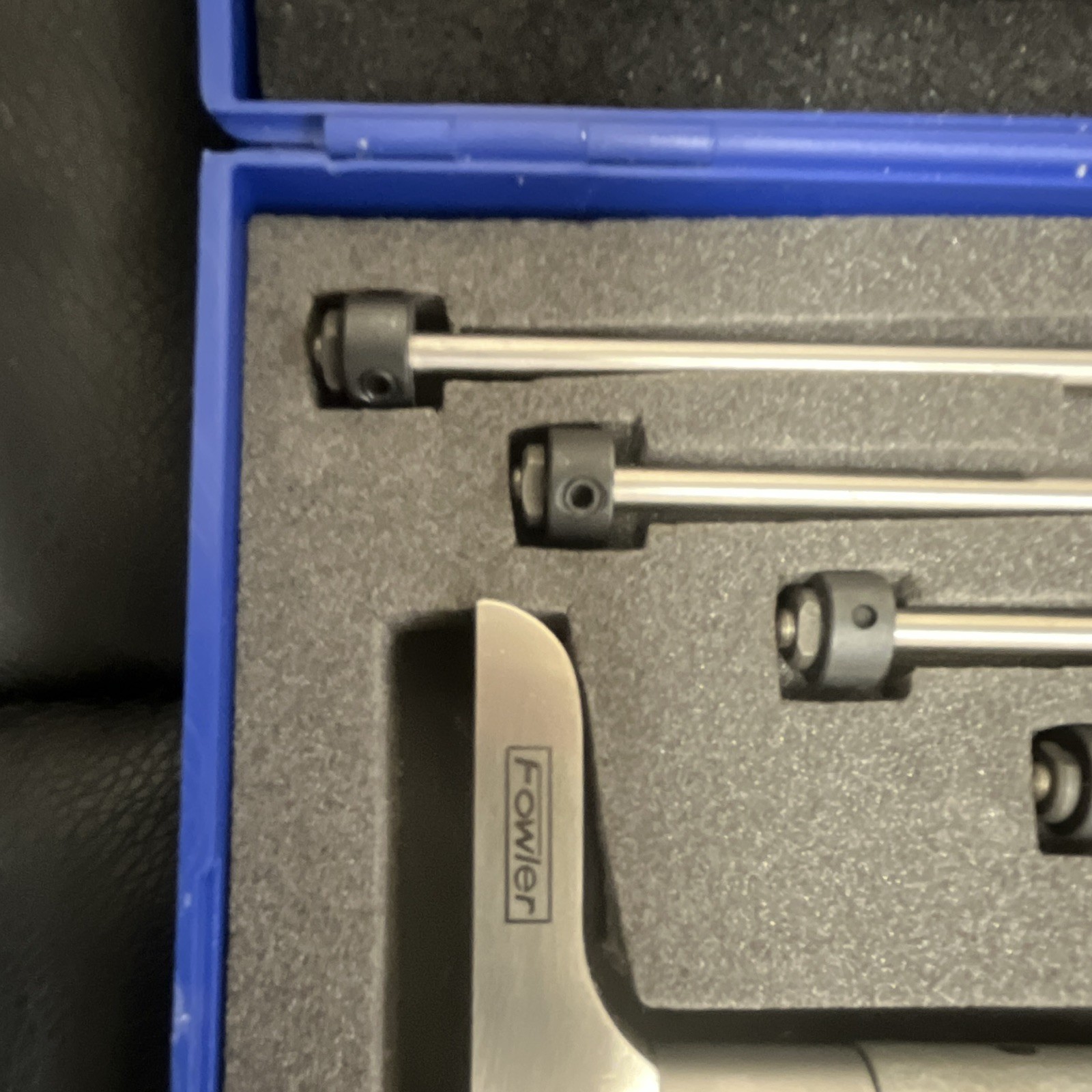 Fowler Depth Micrometer Set 0-6 in Mechanical 0.001 in Resolution w/ Case