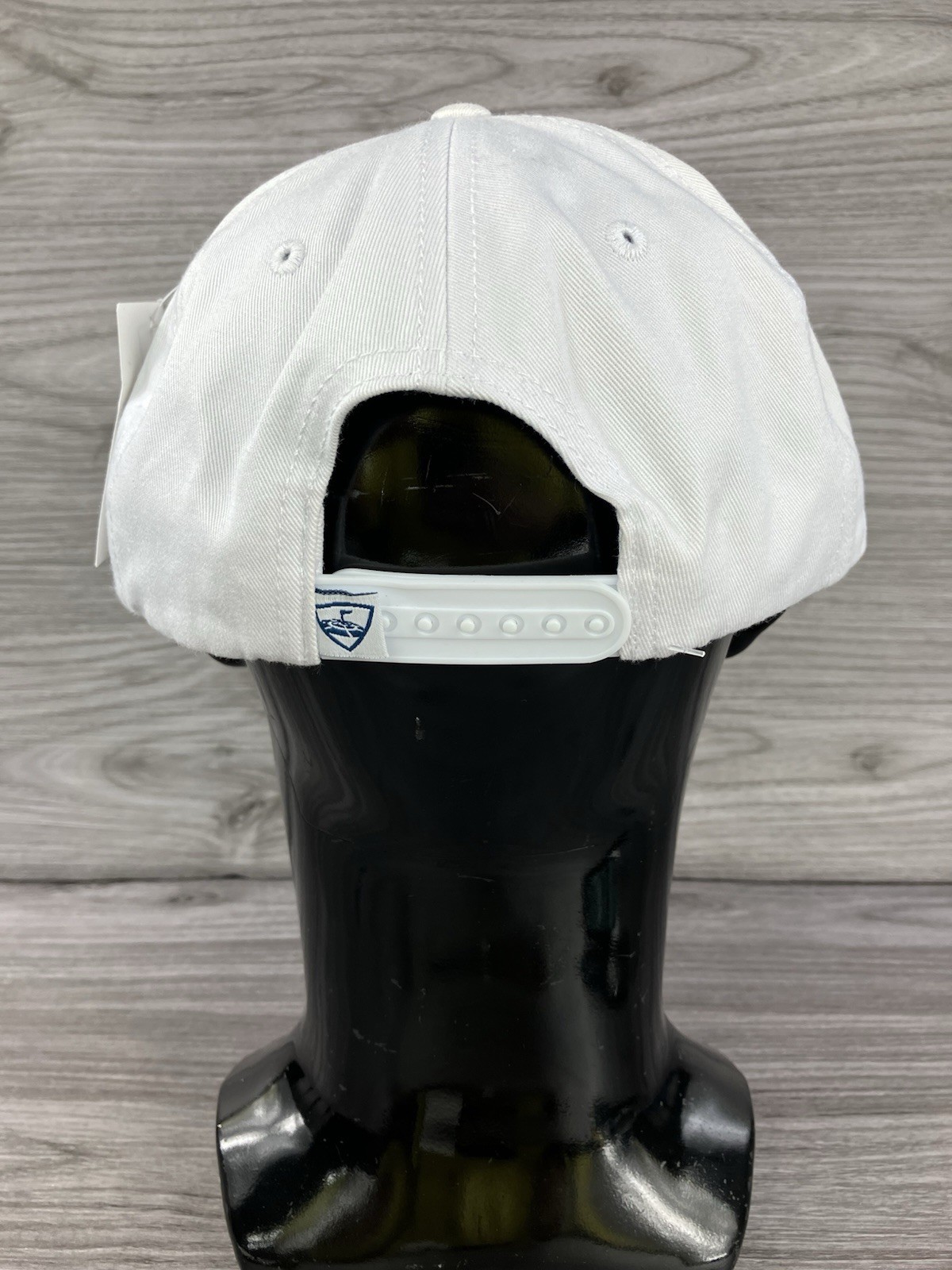 Top Golf Hat Cap white w/ red rope NWT