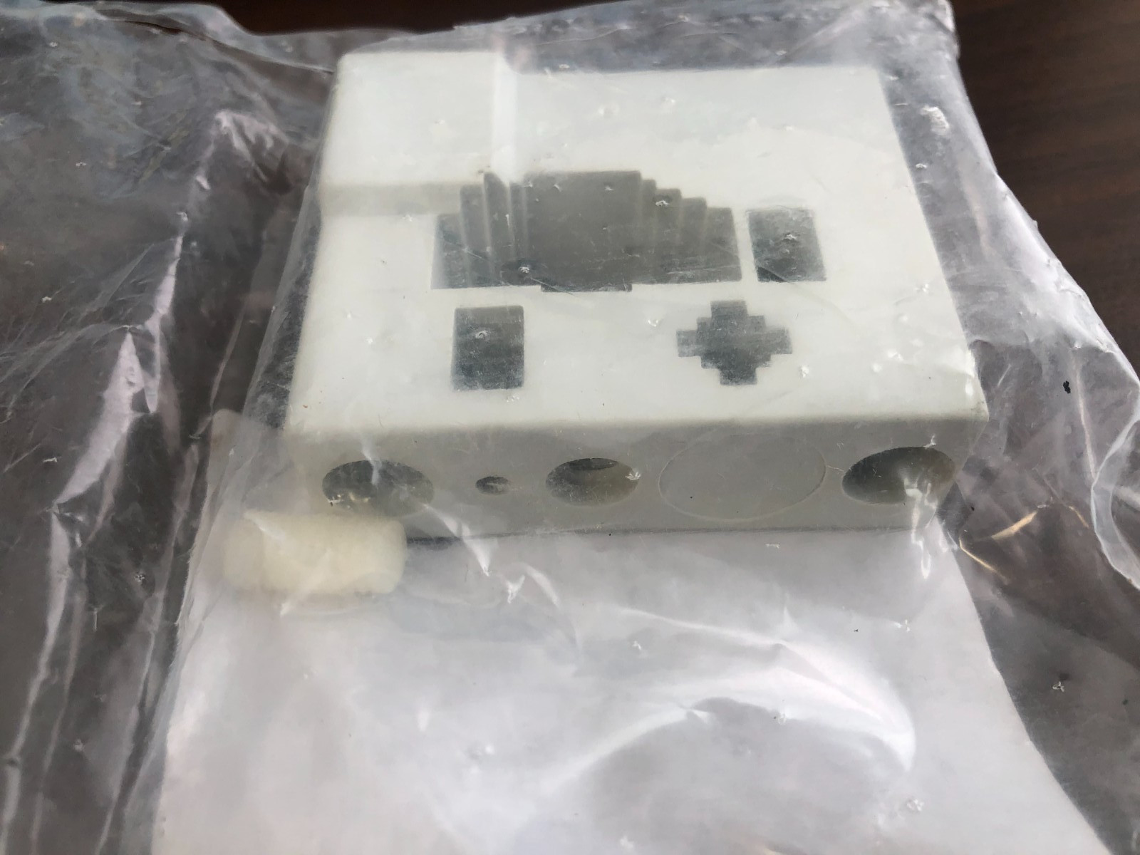 New SIEMENS 8US1923-1AA01 bus busbar ground neutral holder bracket 5SH3 506 supp