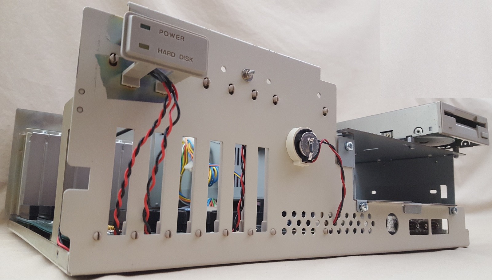 Commodore Amiga 2000 A2000 Desktop Computer rev6.3 1MB 8373 Denise - CA1064106