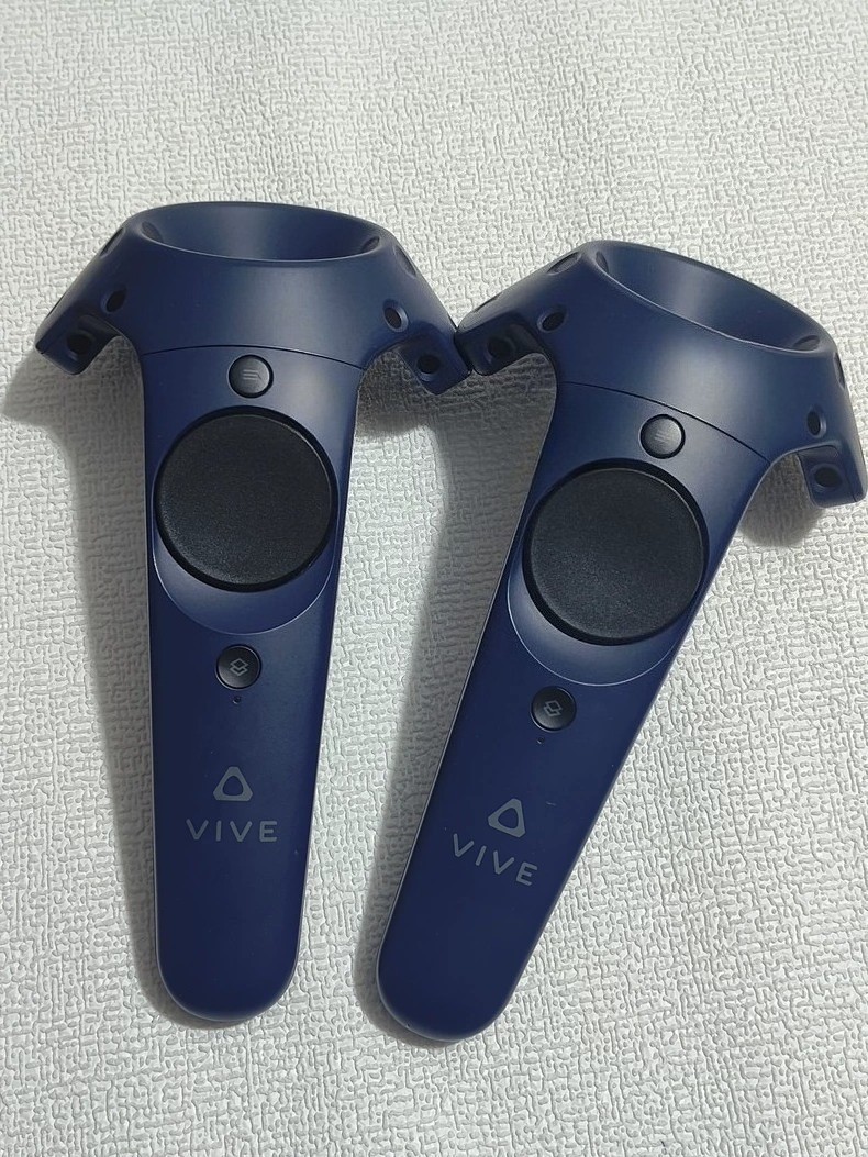 HTC Vive Pro Blue Controller 2.0 Wand (2PR7200) - Excellent Condition