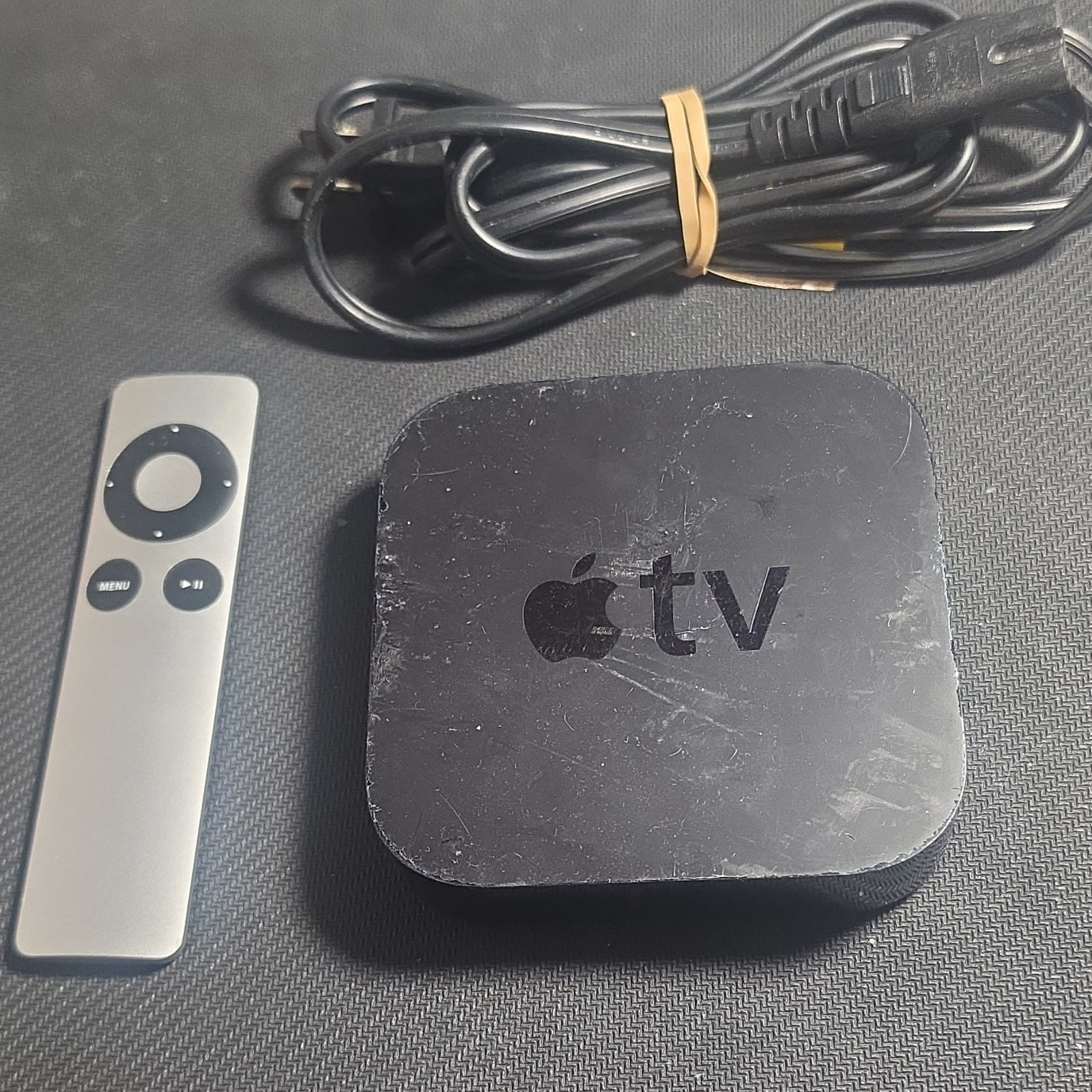 Apple TV A1427 Digital HD Media Streamer - Black w/Remote & Power Cable
