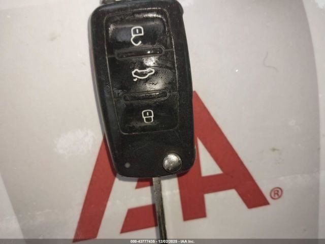 PASSAT 2015 Glove Box 4936879