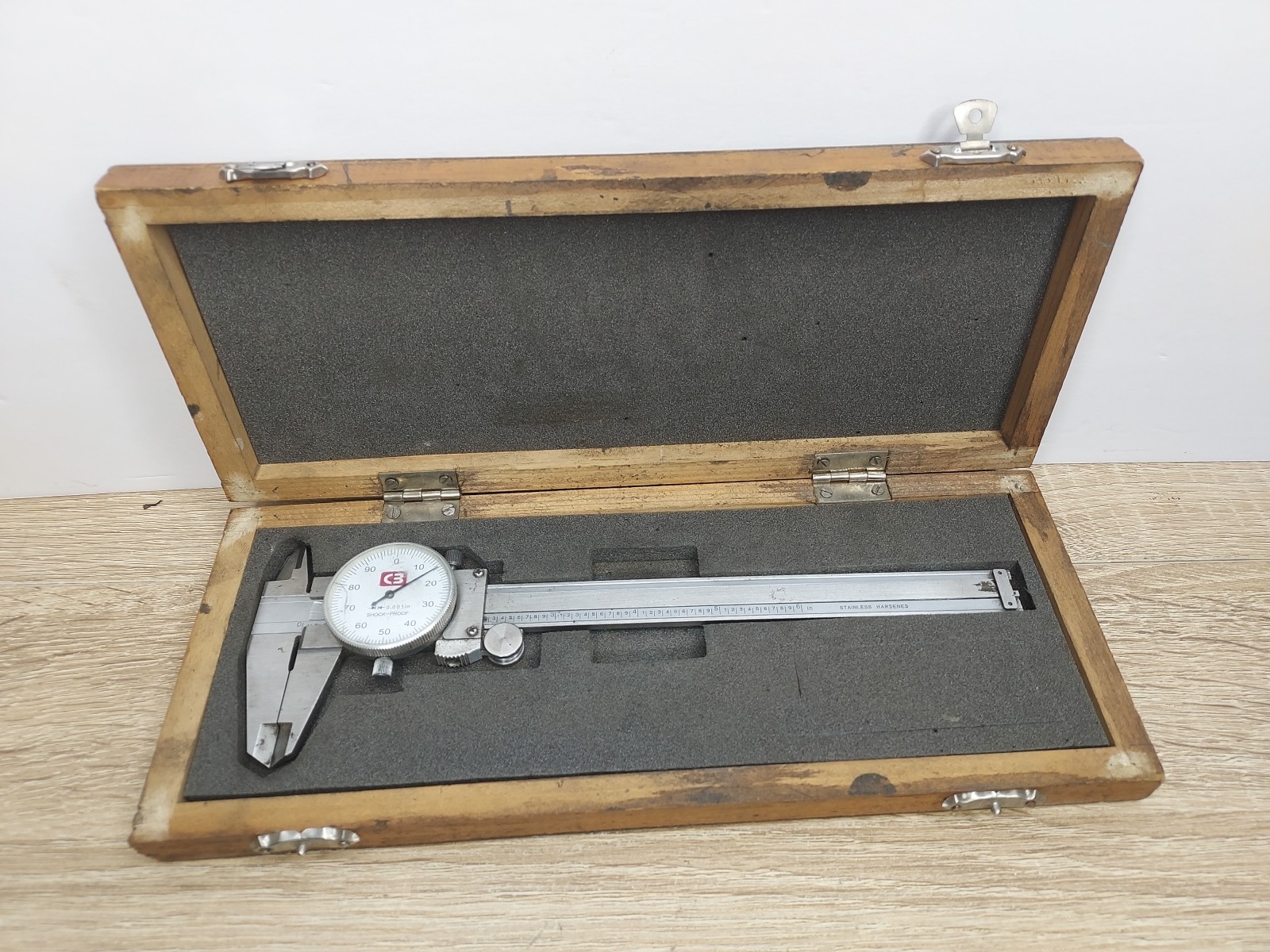 Chicago Brand Dial Caliper 6 inch .001in Hardened Stainless Steel Wood Case