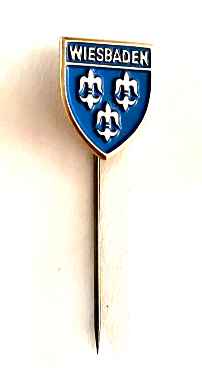 Wiesbaden City Coat of Arms 80s Pin (H9)