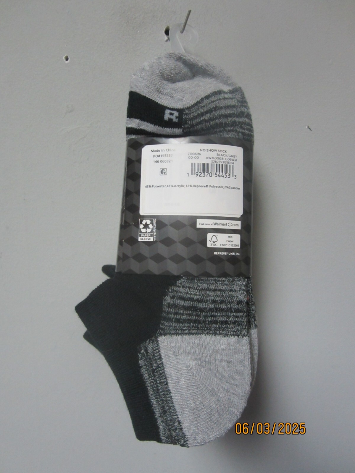 Athletic Works Men's 6-Pair Black/White No Show Socks Shoe Size 6-12