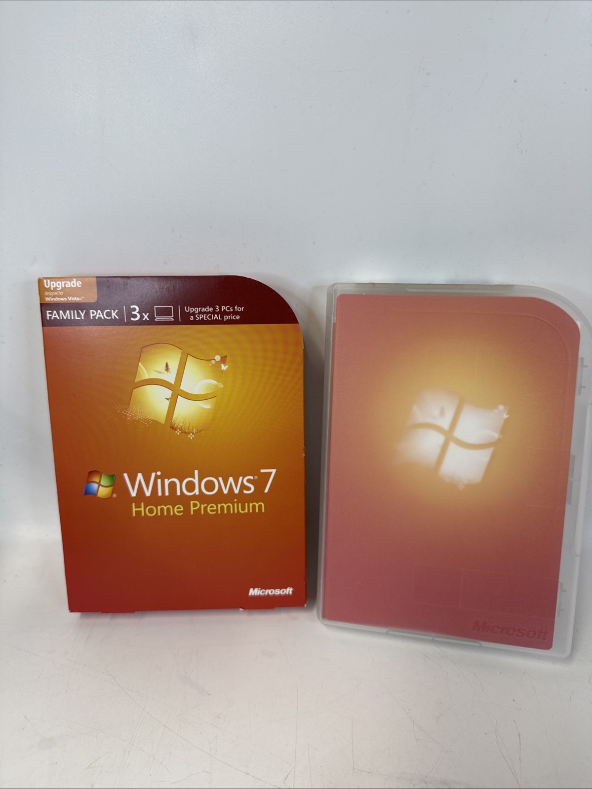 Microsoft  Windows 7 Home Premium Family Pack Upgrade 32/64-Bit 3 PCs