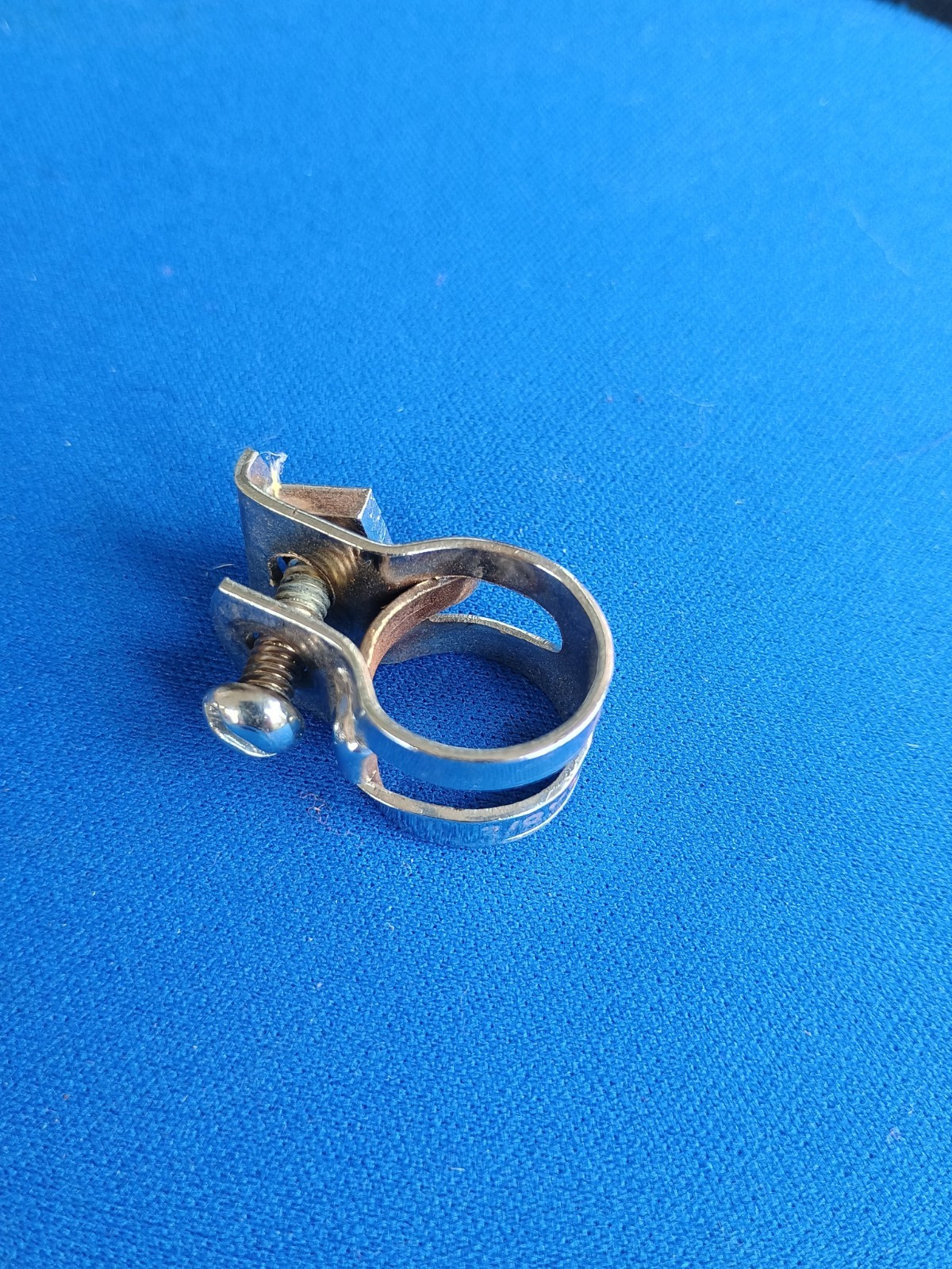 (1) VINTAGE 1960's LUDWIG HI HAT STAND HOSE CLAMP MEMORY LOCK-OLD STOCK-MINT!