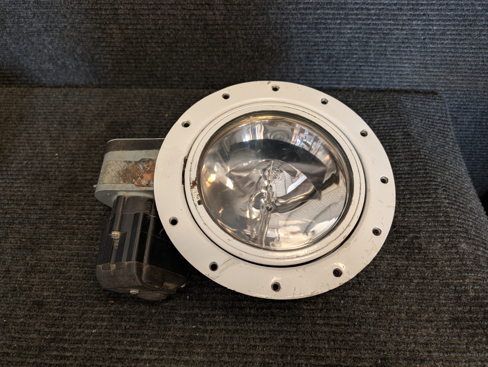 Grimes Retractable Landing Light