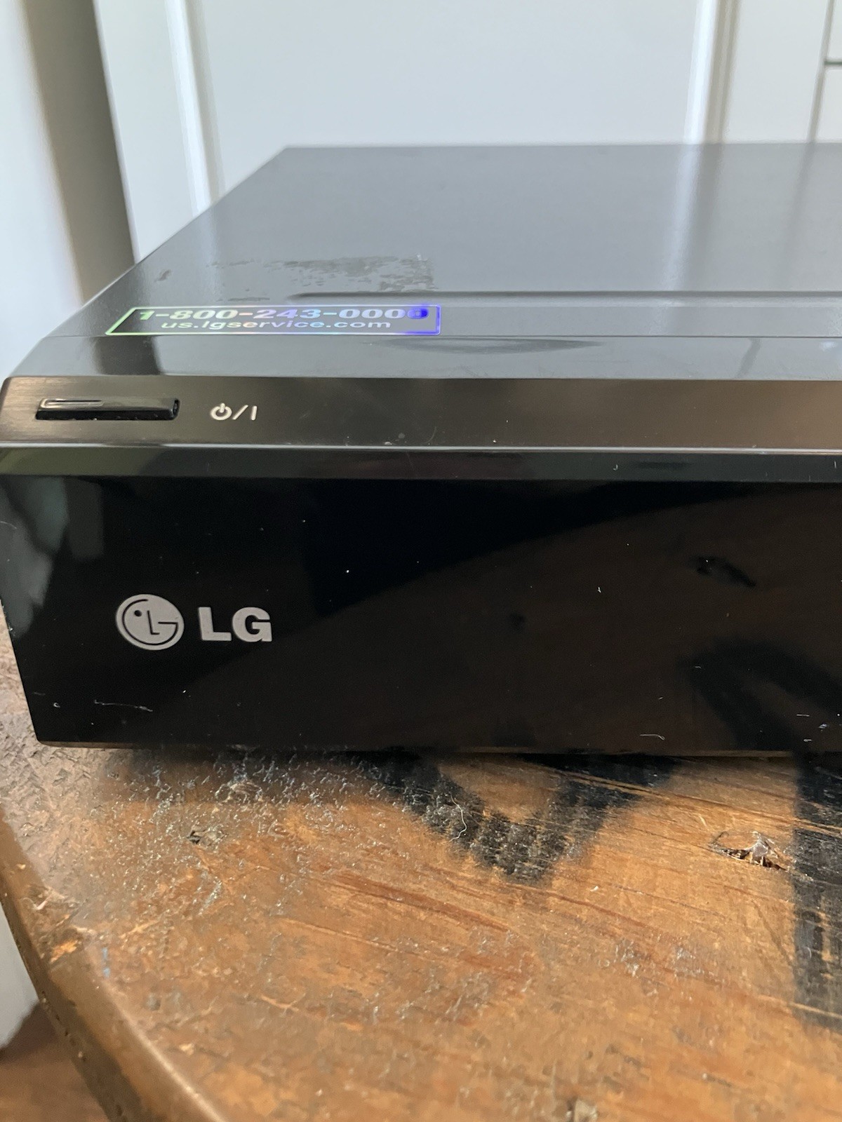 LG LHB335 Network Blu-ray Home Theater System Receiver HDMI Bluetooth No Remote