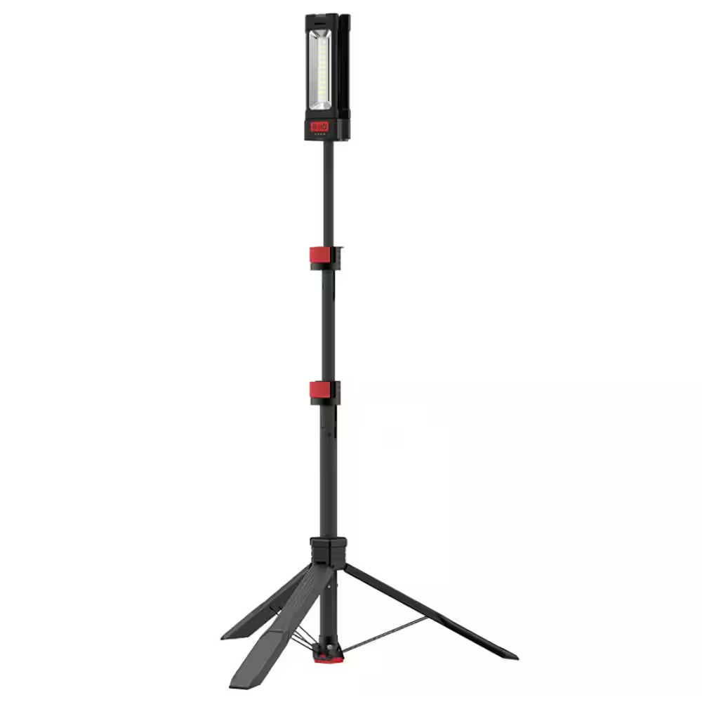 2200-Lumen Tripod