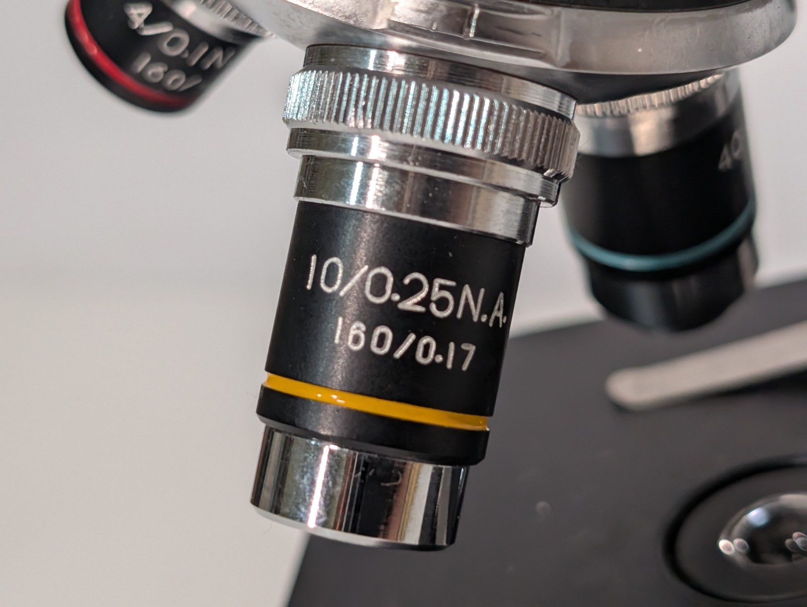 Bristolscope Bristoline monocular microscope WF10X 4x 10x 40x objectives shown