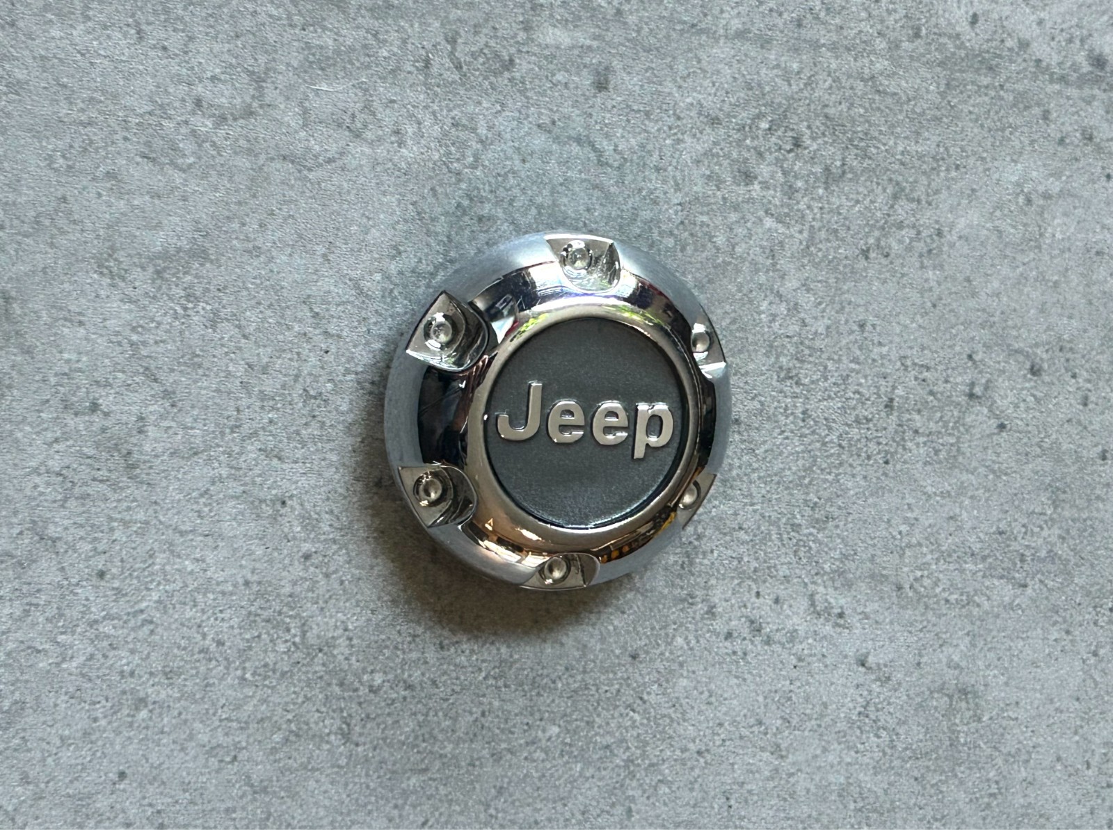 Jeep Commander 2006-2007 NOS Shift Knob Cap Emblem Shifter Logo Chrome OEM 06 07