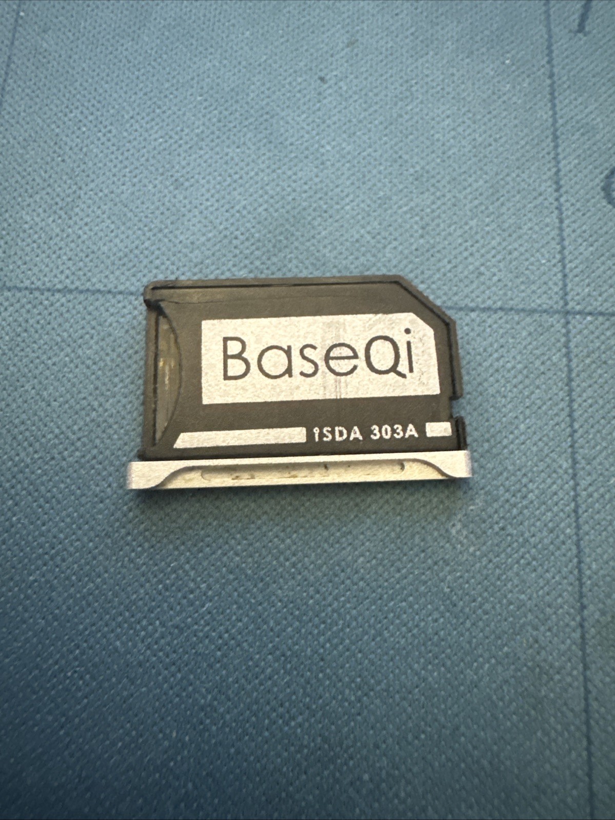 BaseQi for MacBook Pro M1 M5 Aluminum Micro SD Memory Card Adapter 303A
