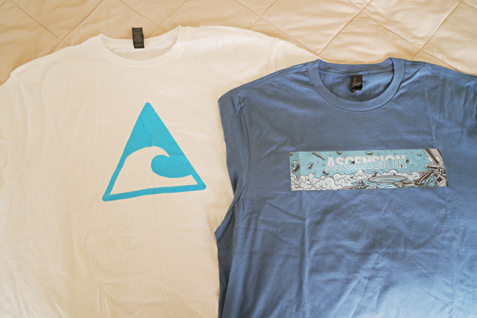 G2 Gsquared Yoyos  Tshirts XL . New