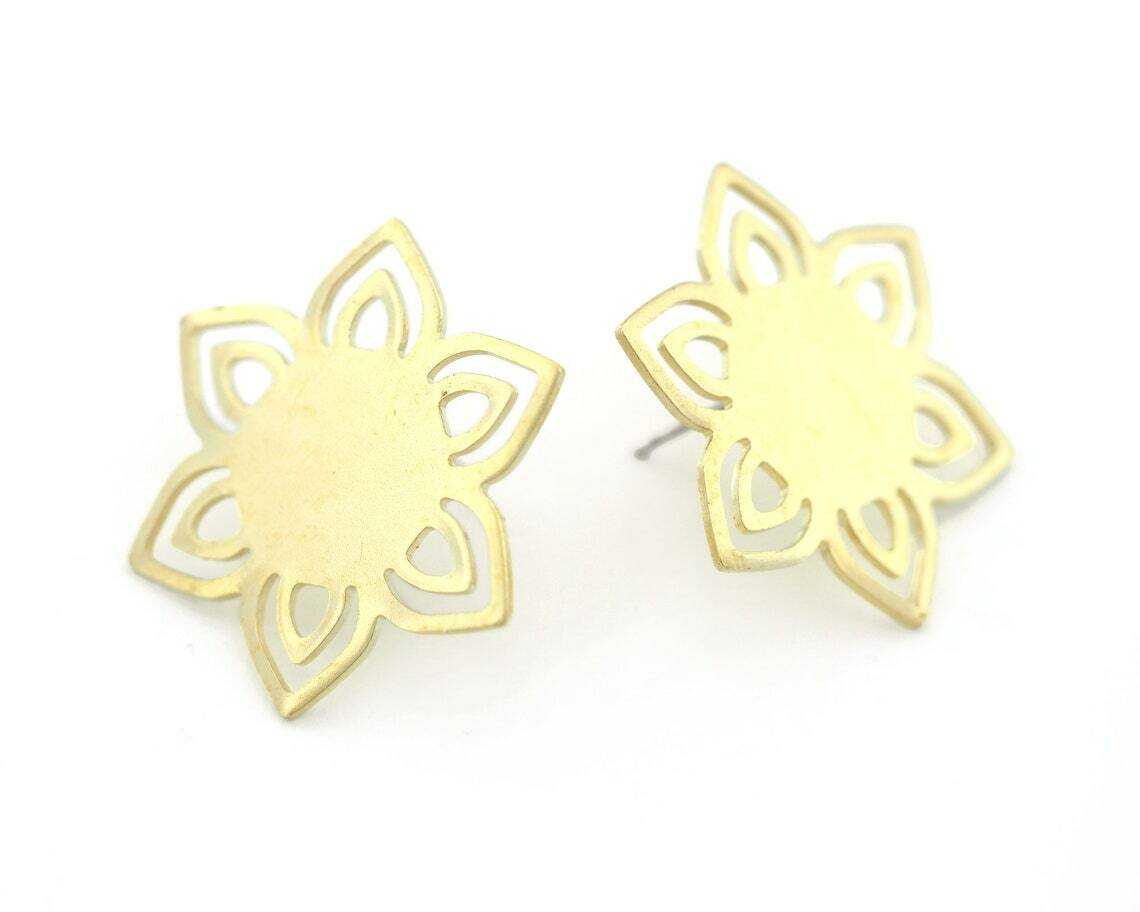 1 pair 28mm Floral Studs, Raw Brass Flower Jewelry Finding for DIY Earrings 4557