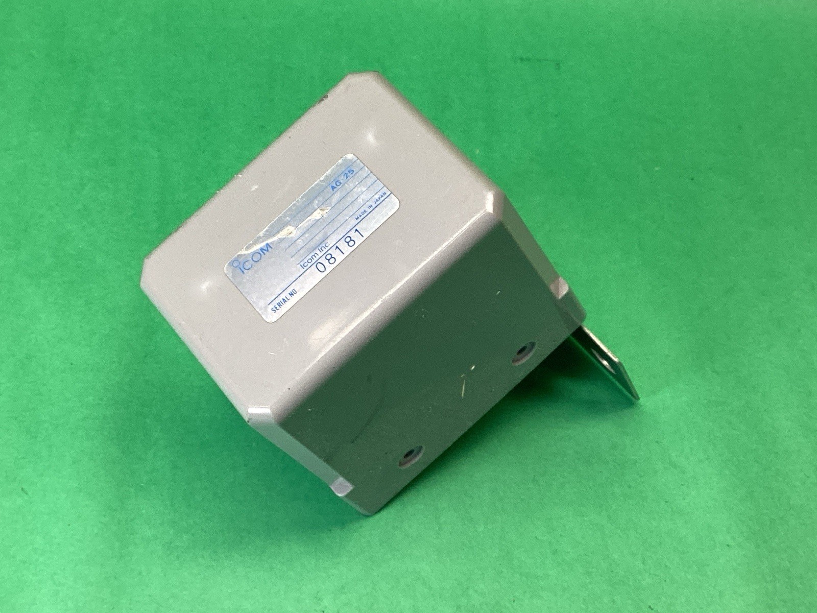 ICOM AG-25 Preamp Mast Mount Outdoor Ham Radio Antenna - UNTESTED