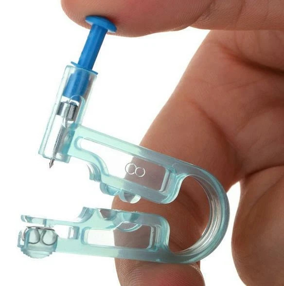 2 Pcs Piercing Gun Disposable Sterile Ear Nose Piercing Kits Earrings Studs