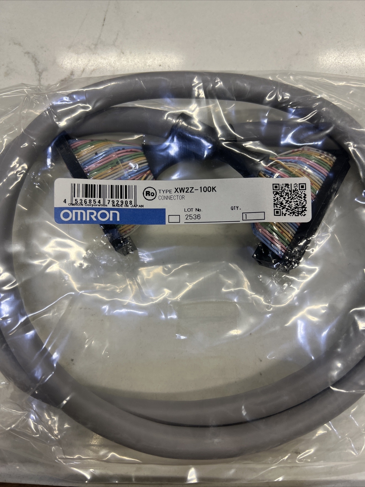 OMRON XW2Z-100K -Factory Sealed-