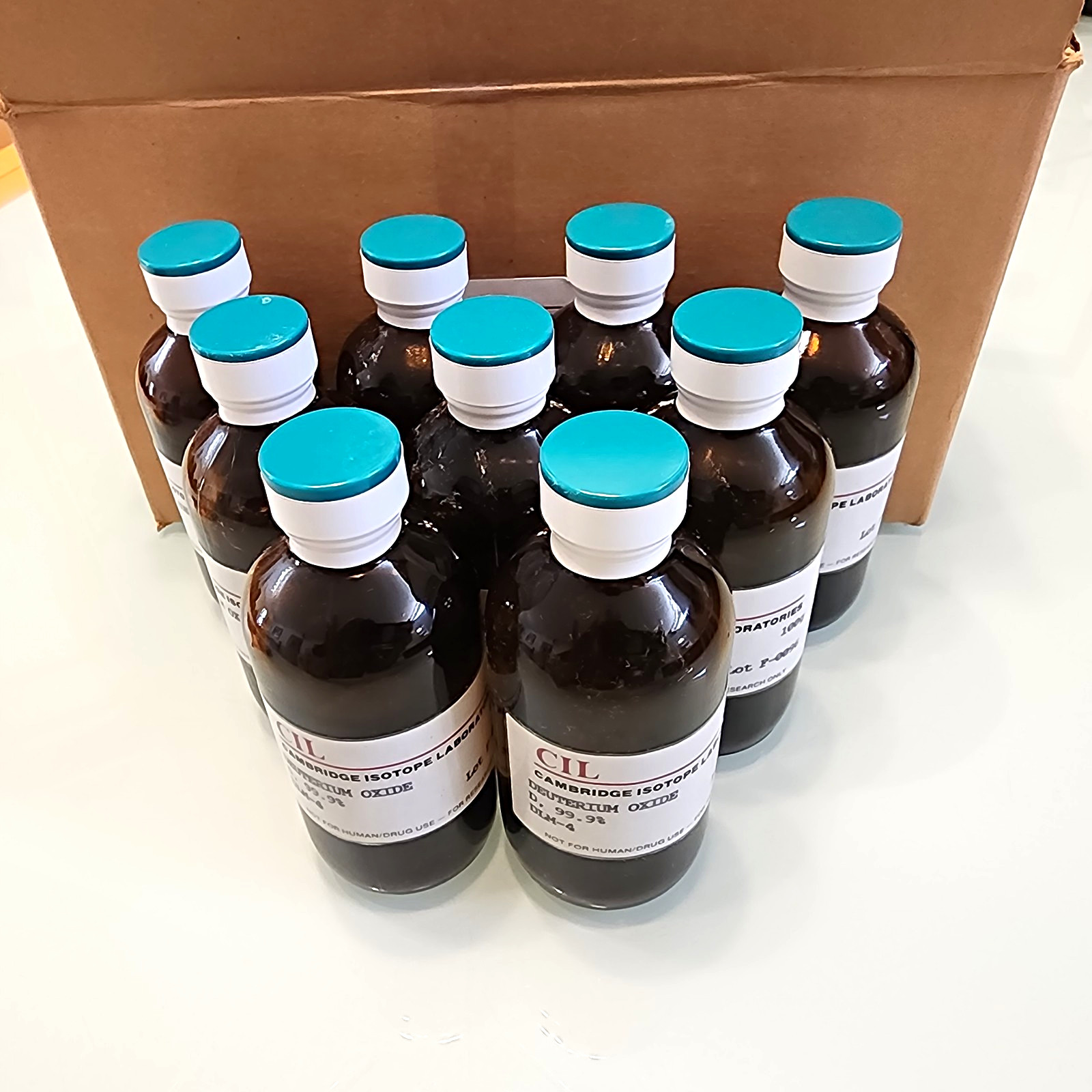 Deuterium Oxide 99.9% 100 g   9 Bottles! 900g of Heavy Water
