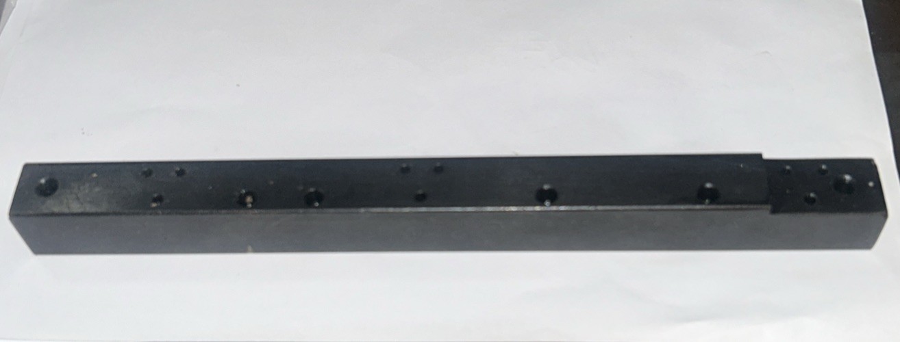 980041 Bar, Stacker