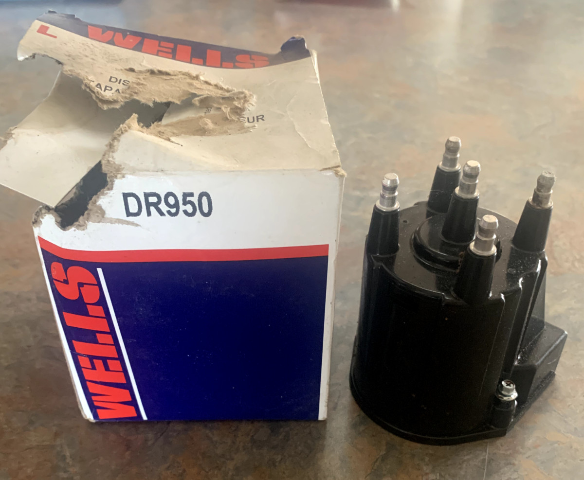Distributor Cap Turbo, Wells # DR950, (same as BWD C268 ,DR469, 5D1032) NOS