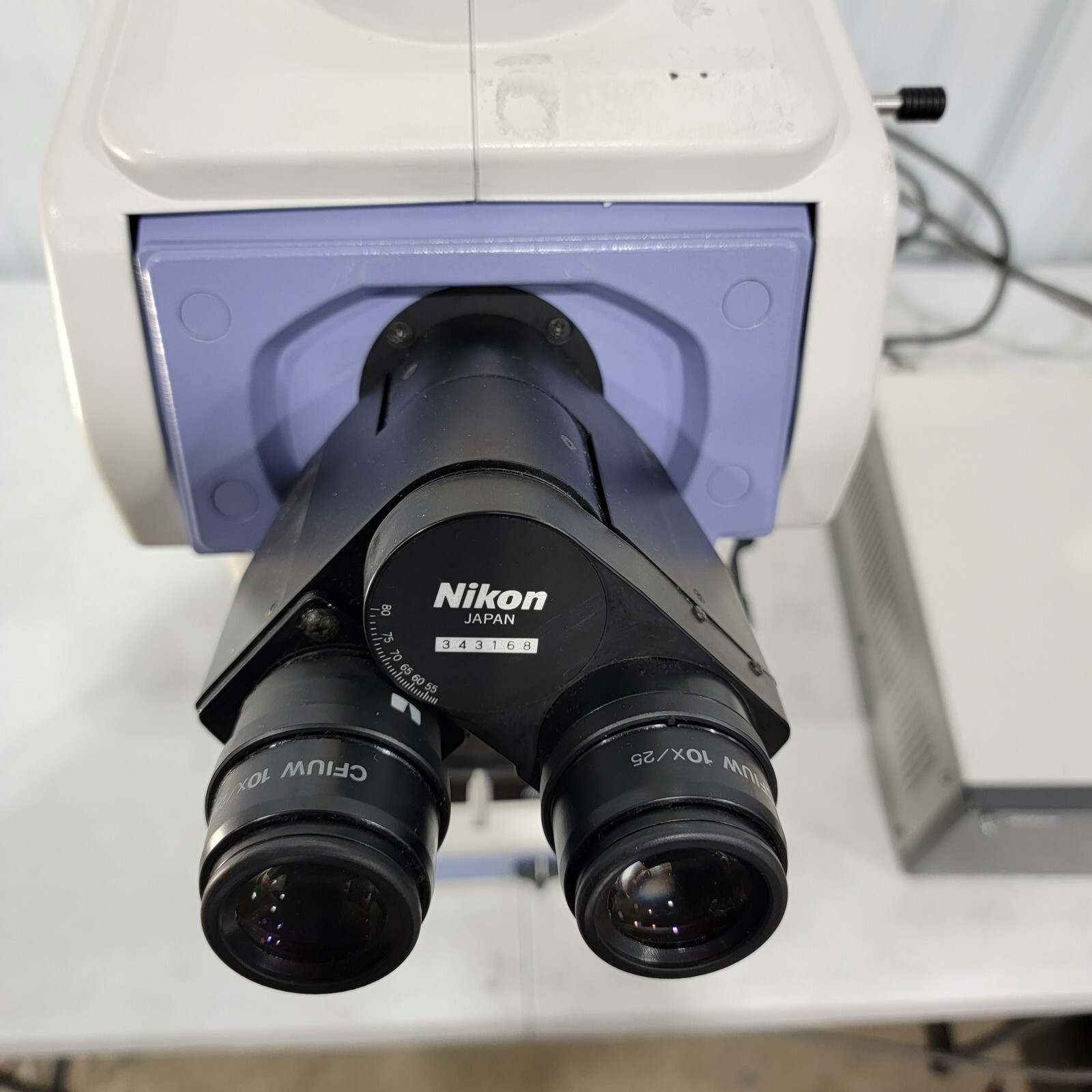 Nikon DIC Eclipse E800 Microscope Trinocular Head w/ Power Unit, Eyepieces, Lamp