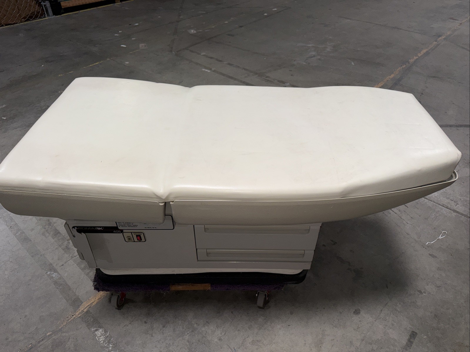 Midmark 405 Power Exam Table Working No Hand Control