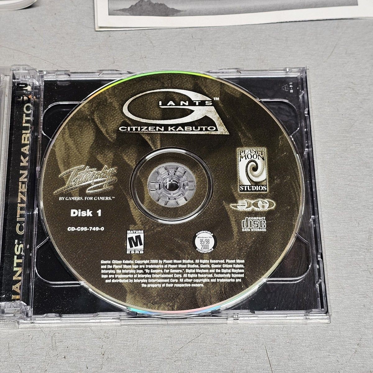 Giants Citizen Kabuto PC Game CD w Manual & Reference Card Eidos Interactive
