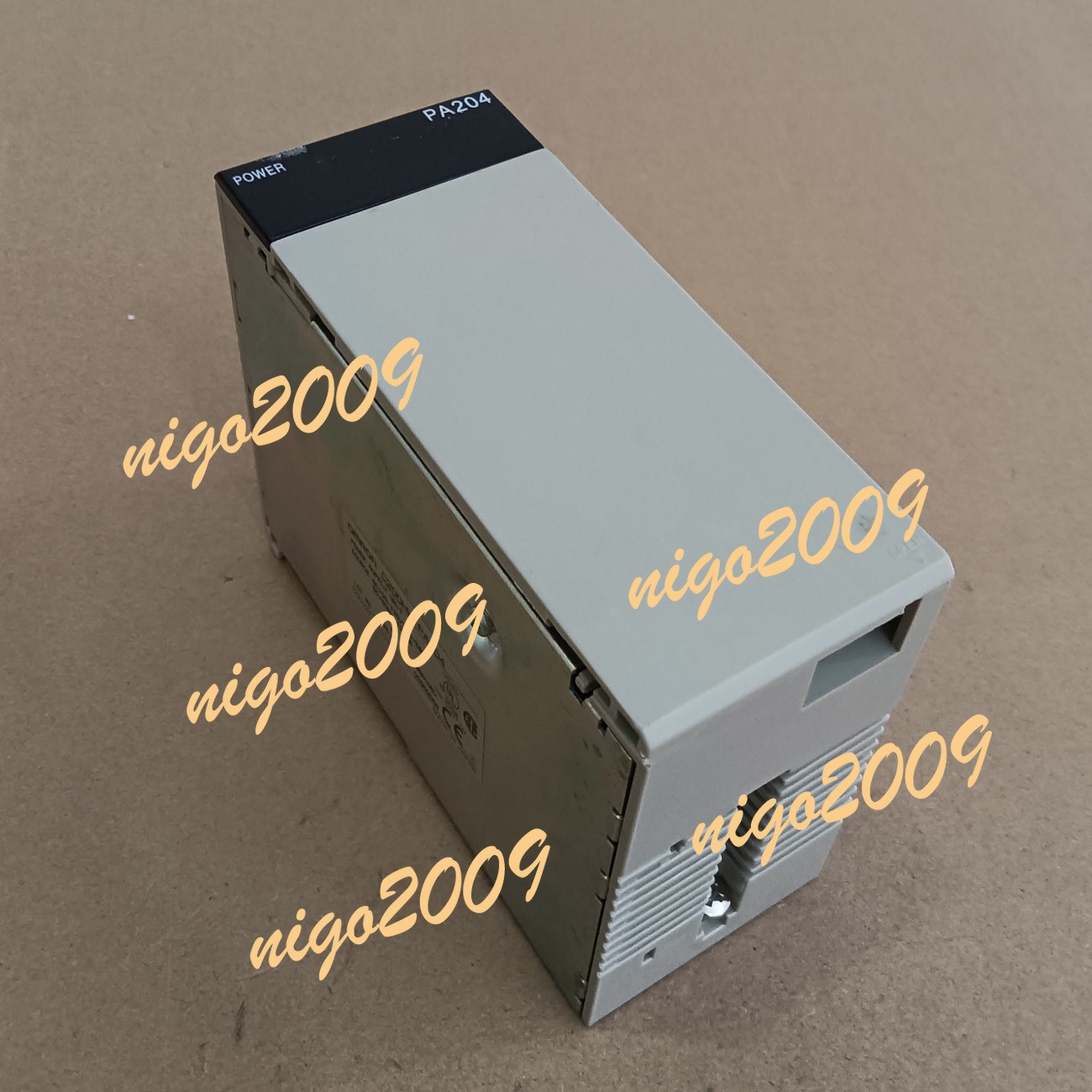 OMRON PLC C200HW-PA204 Module C200HWPA204 New In Box Free Shipping