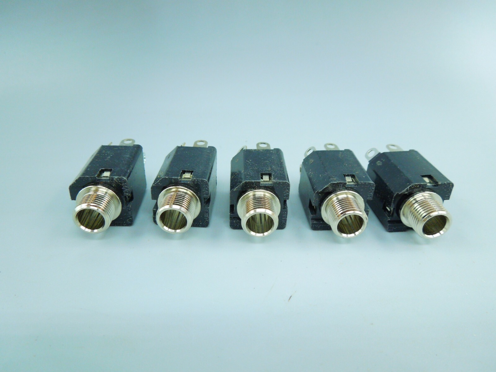 1/4 Inch Instrument Guitar Audio Phono Mono Jack w/Dual Switch  (Lot of 5)