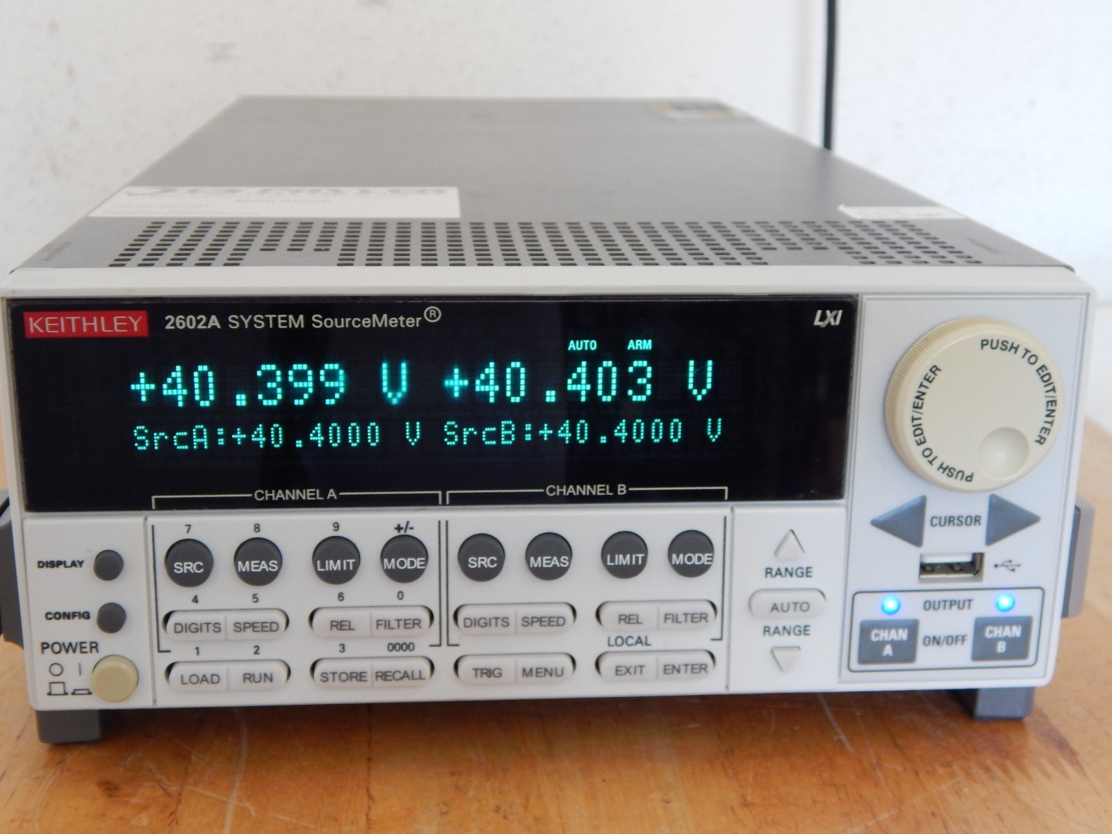 Keithley 2602A SYSTEM SourceMeter 2 Channel SMU Source Measure