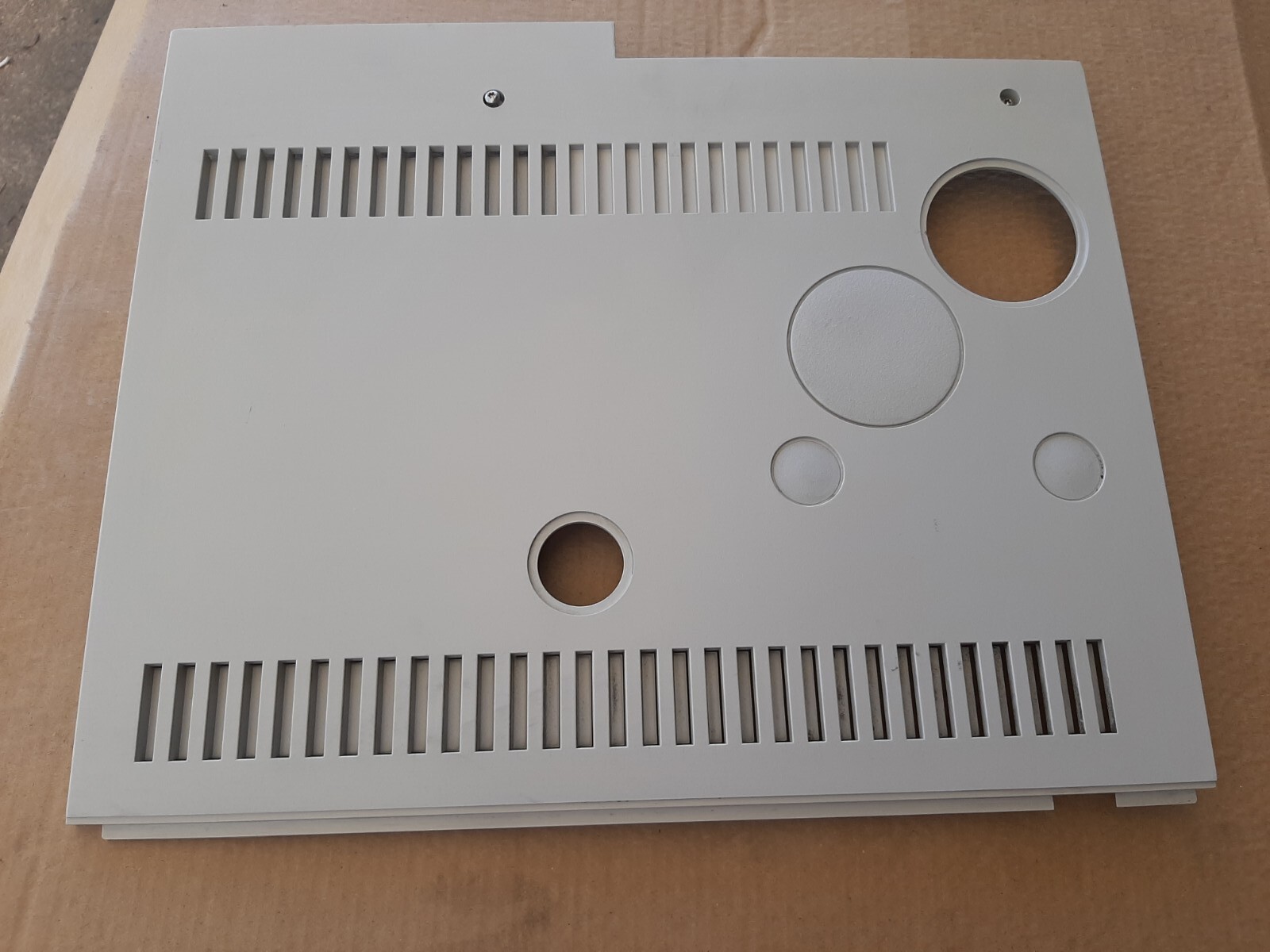 Agilent HP 6890 G1530A GC Gas Chromatograph Left Side cover  G1530-40050