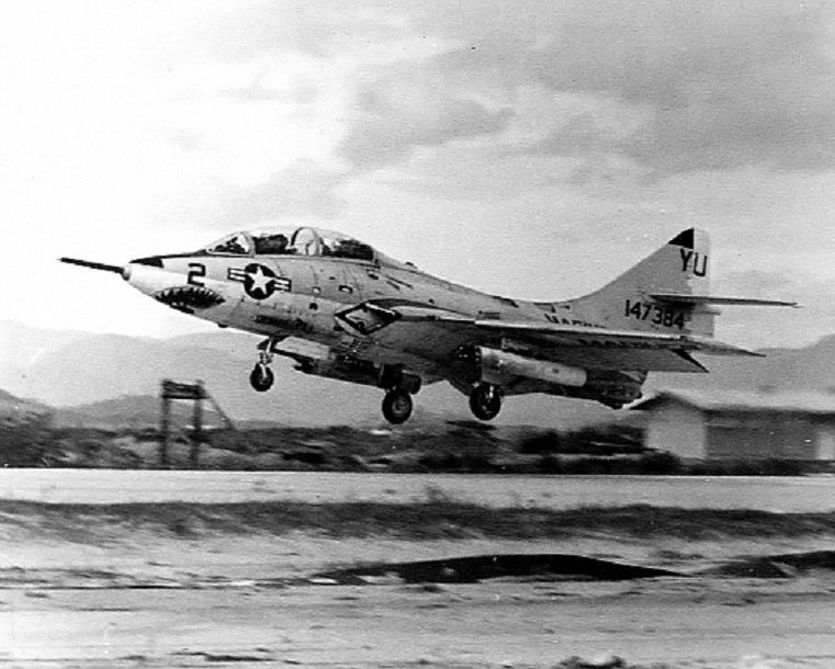 U.S. Marine Corps Grumman TF-9J Cougar Fighter Jet 8x10 Vietnam War Photo 362