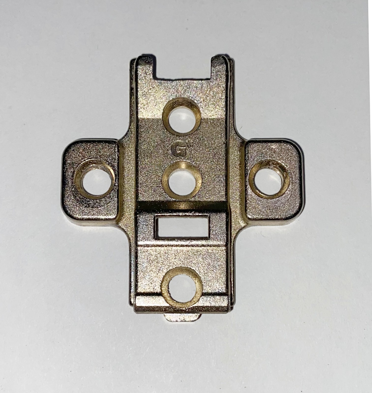 GRASS Hinge 1806, Clip On, 90°,Self Close,Full Overlay with "44"mounting plate.