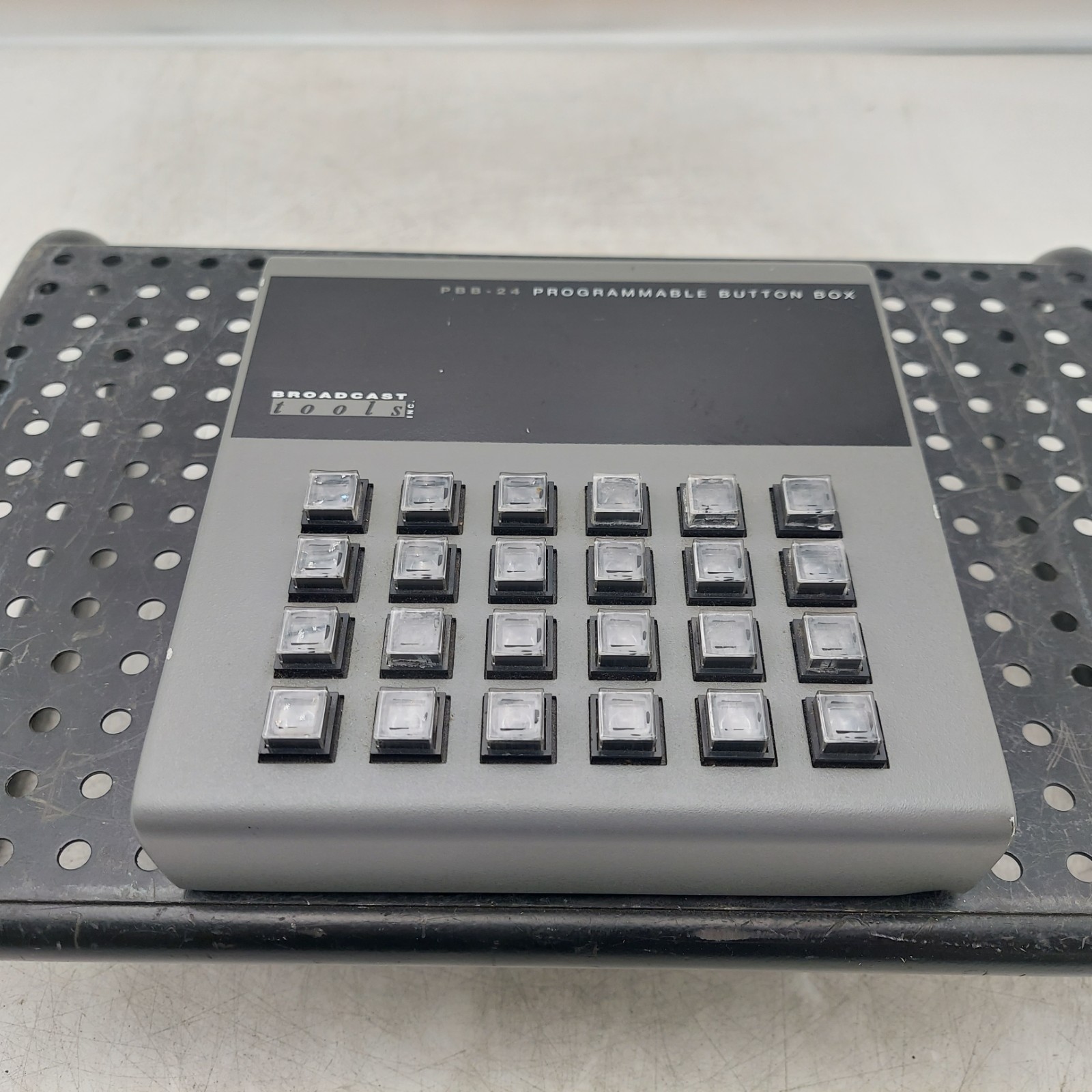Broadcast Tools INC. PBB-24 Programmable Button Box