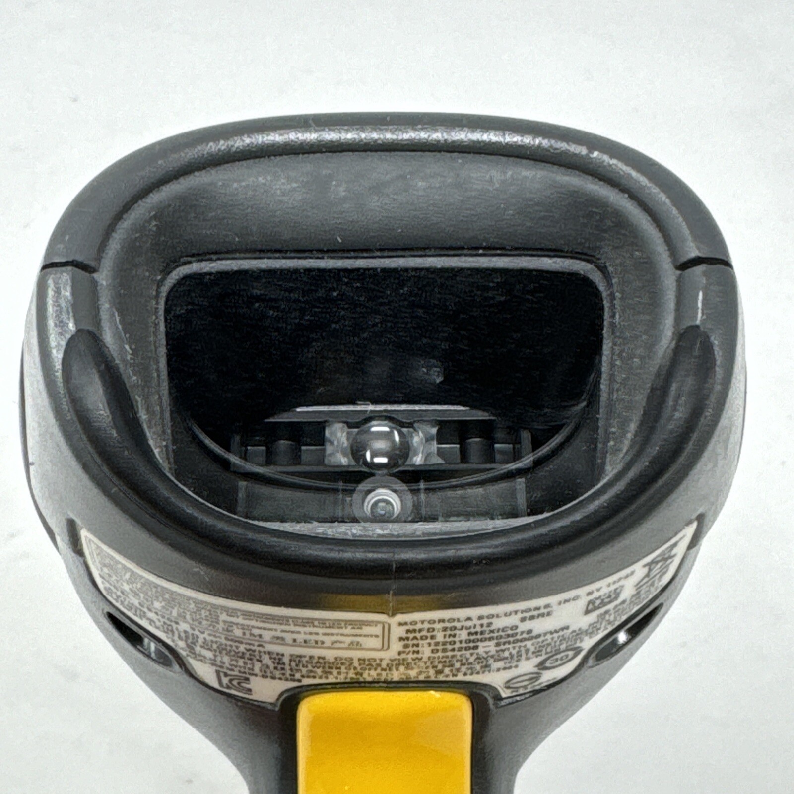 Motorola DS4208-SR00007WR Handheld USB Barcode Scanner with USB Cable
