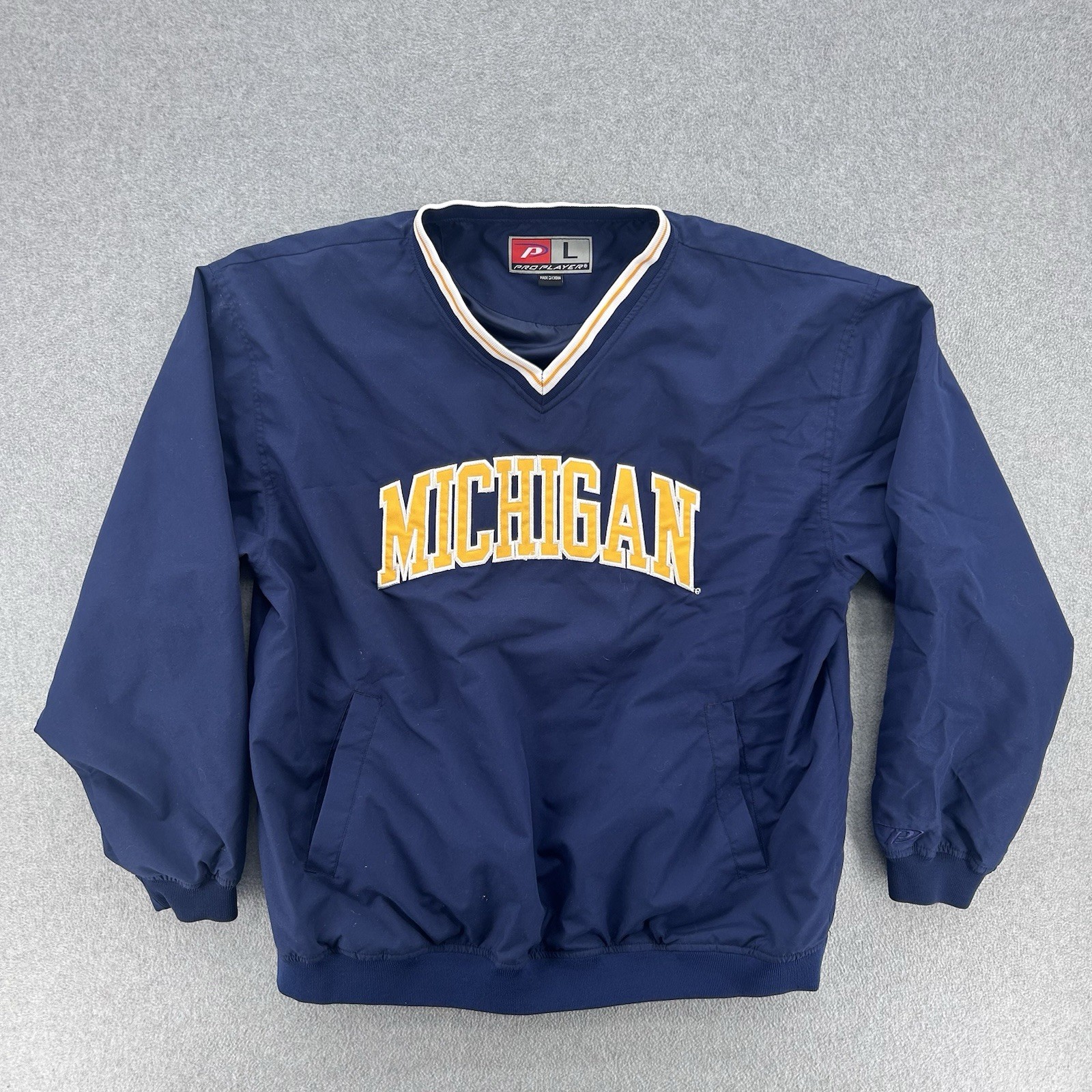 Vintage Michigan Wolverines Windbreaker Pullover Jacket Nylon Large