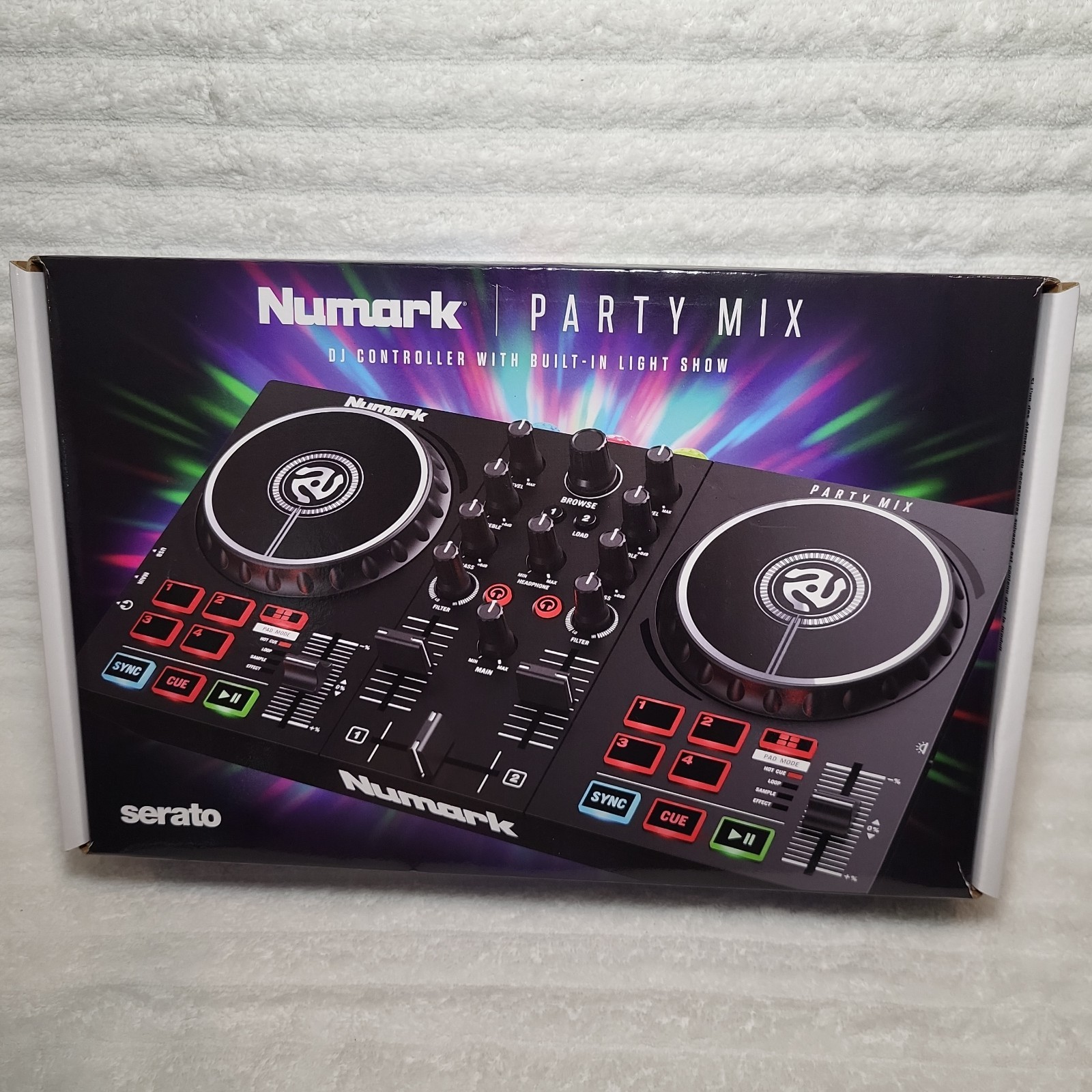 Numark Party Mix DJ Controller w Built-In Light Show Serato Lite