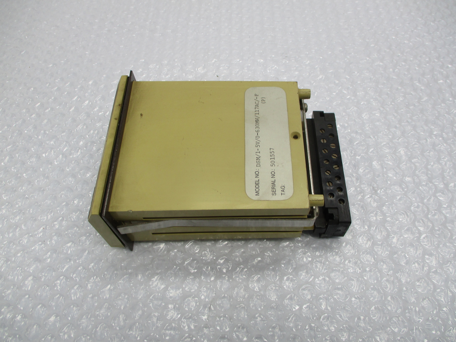 MOORE 2820A-23-23308 PANEL METER UNMP