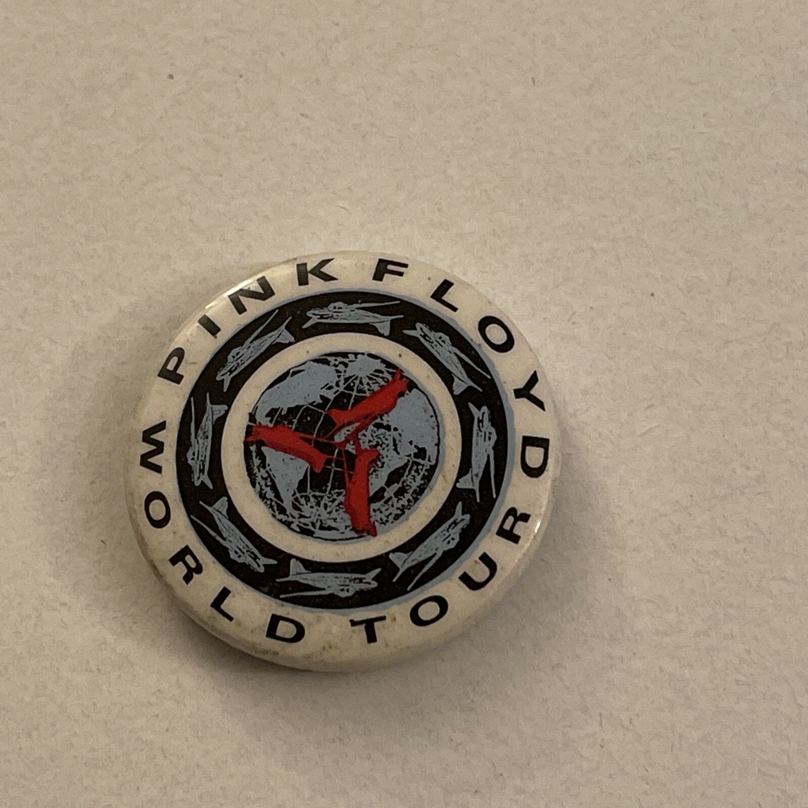 Pink Floyd World Tour Band Music Button Pin Pinback PB1
