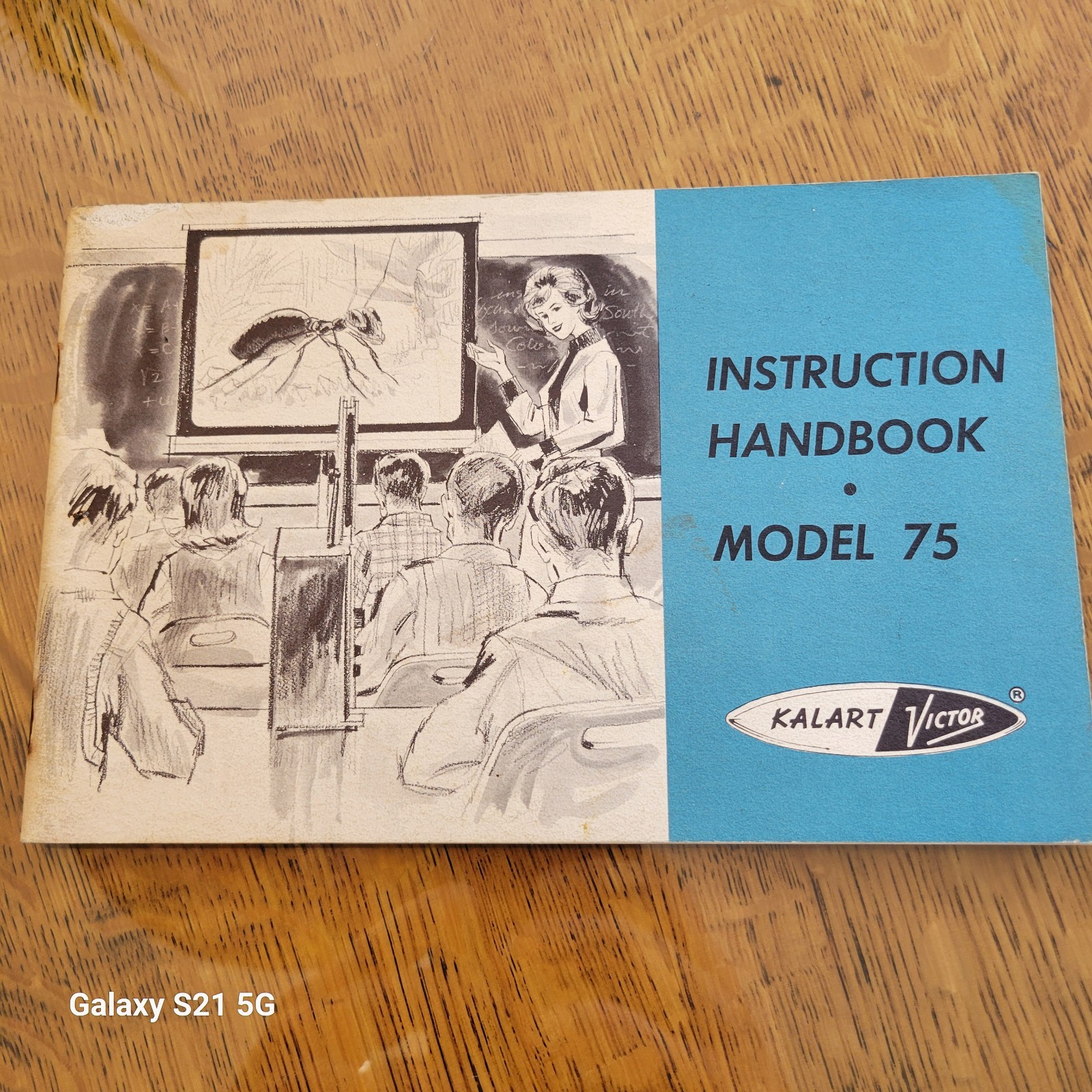 VINTAGE KALART / VICTOR MODEL 75,  16mm FILM PROJECTOR INSTRUCTION MANUAL