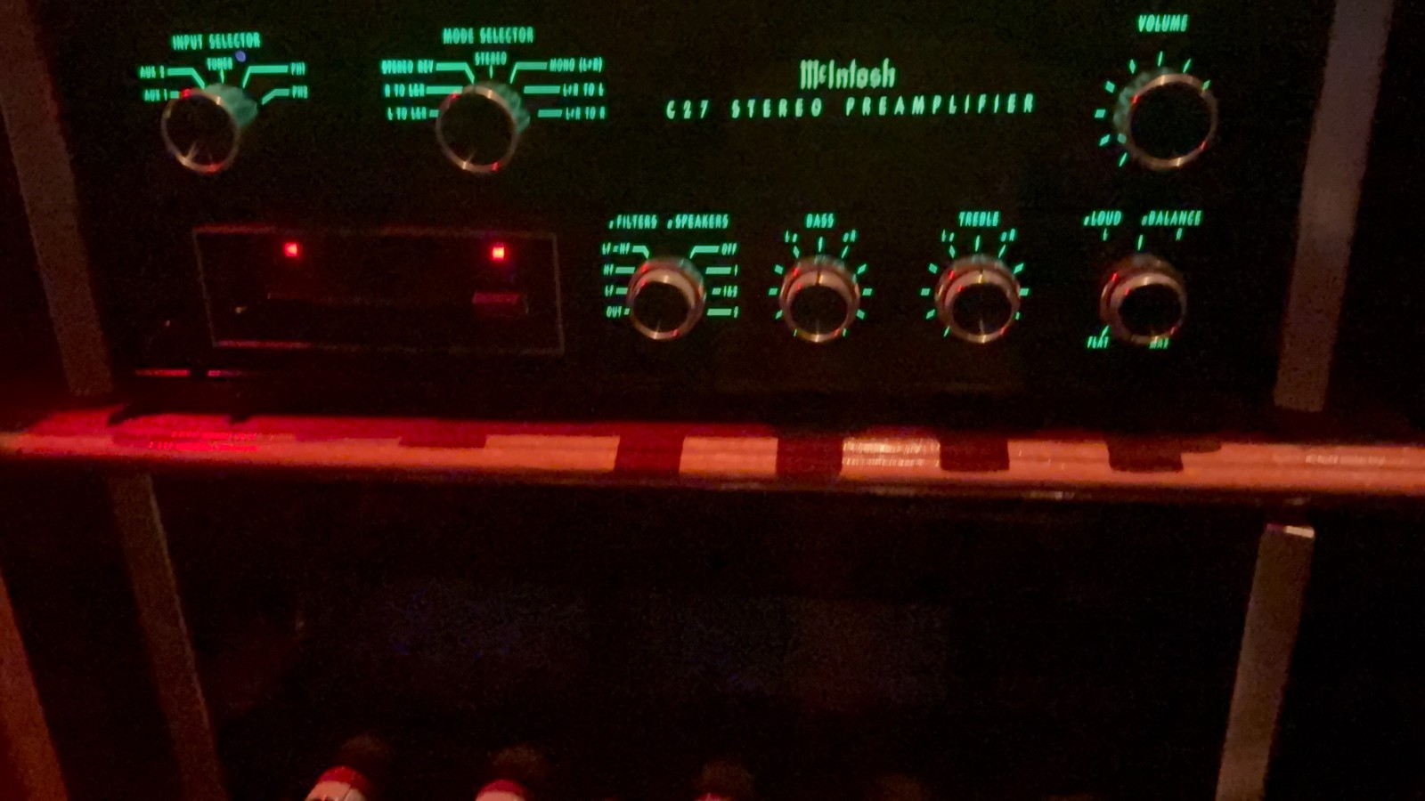 Mcintosh mc27 preamplifier