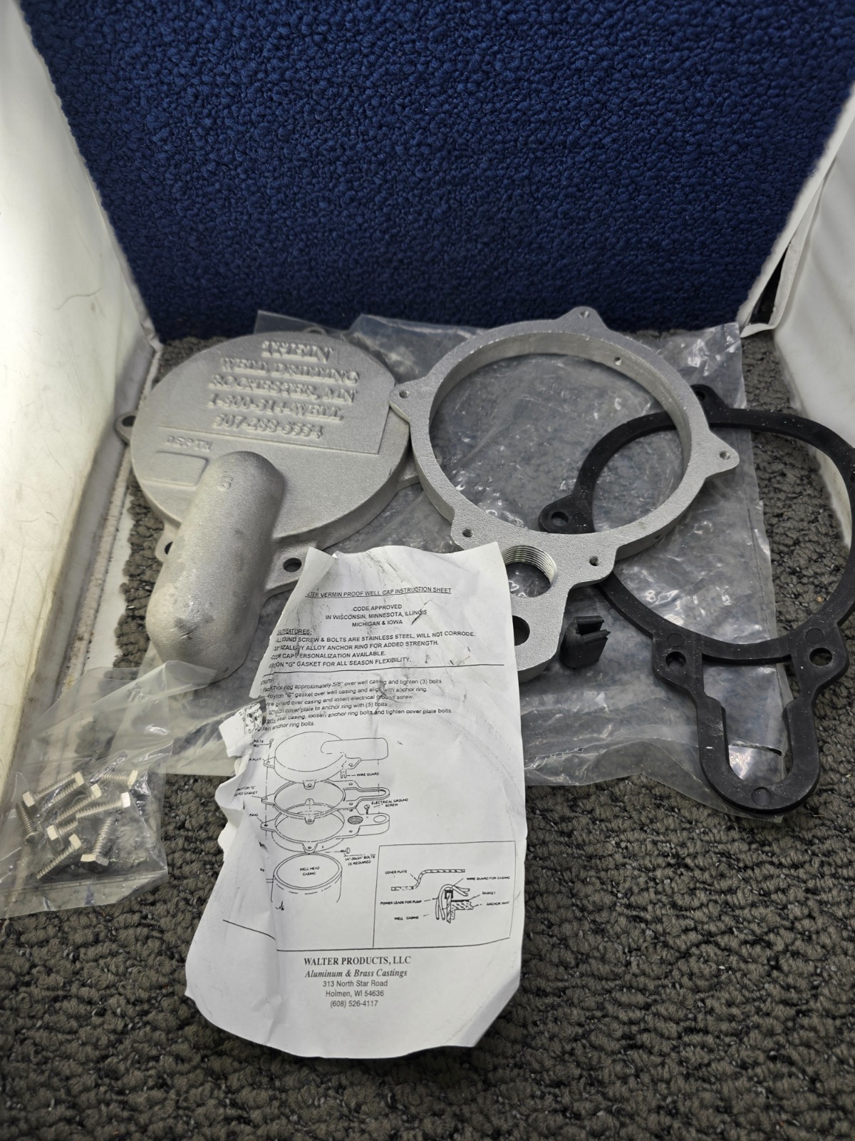 Walter Products Heavy-Duty Cast Aluminum Watertight and Vented Well Cap Assembly