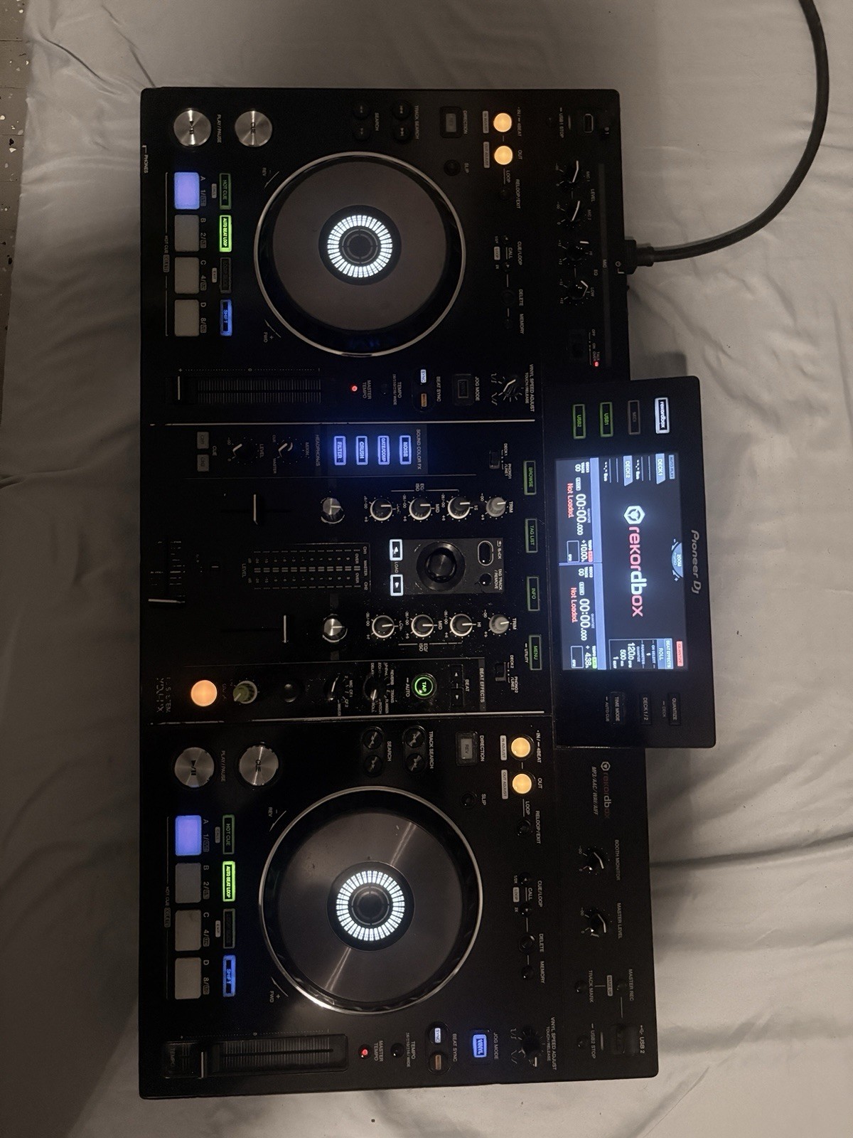 Pioneer DJ XDJ-RX Double Deck Controller, Dual Jog Wheels, Display, Black